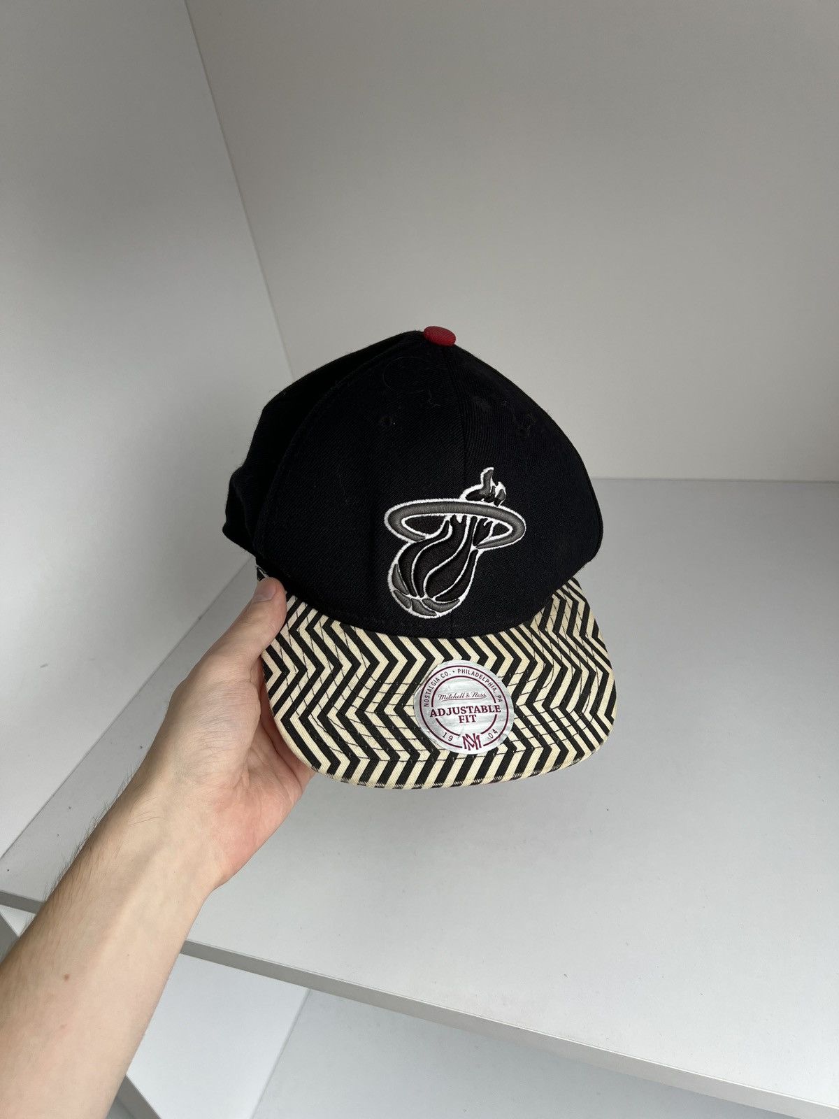 NBA × Vintage Vintage Mitchell Ness cap Size ONE SIZE - 4 Thumbnail