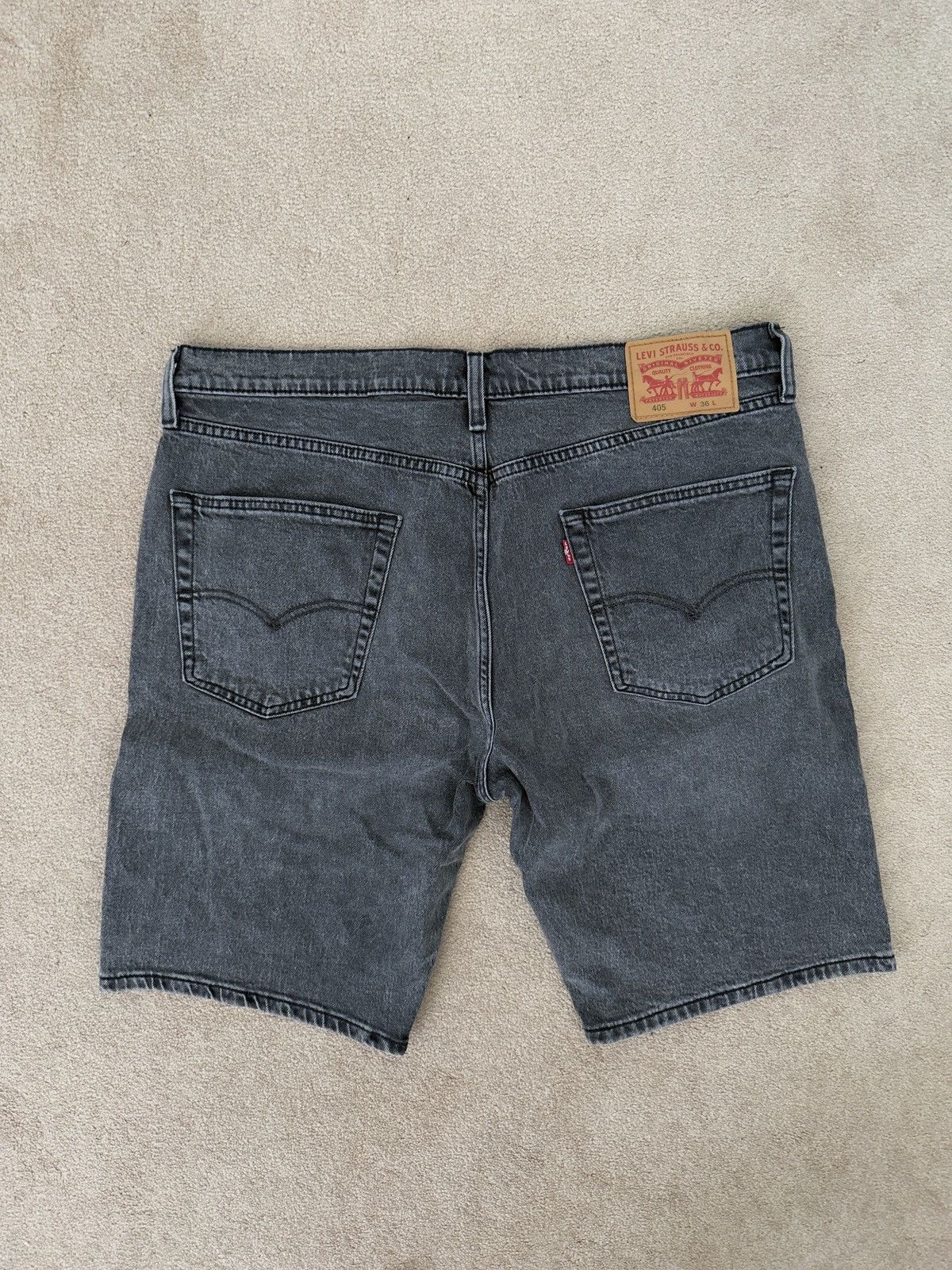 Levi's Levi’s 405 Washed Black Denim Shorts Size US 36 / EU 52 - 2 Thumbnail