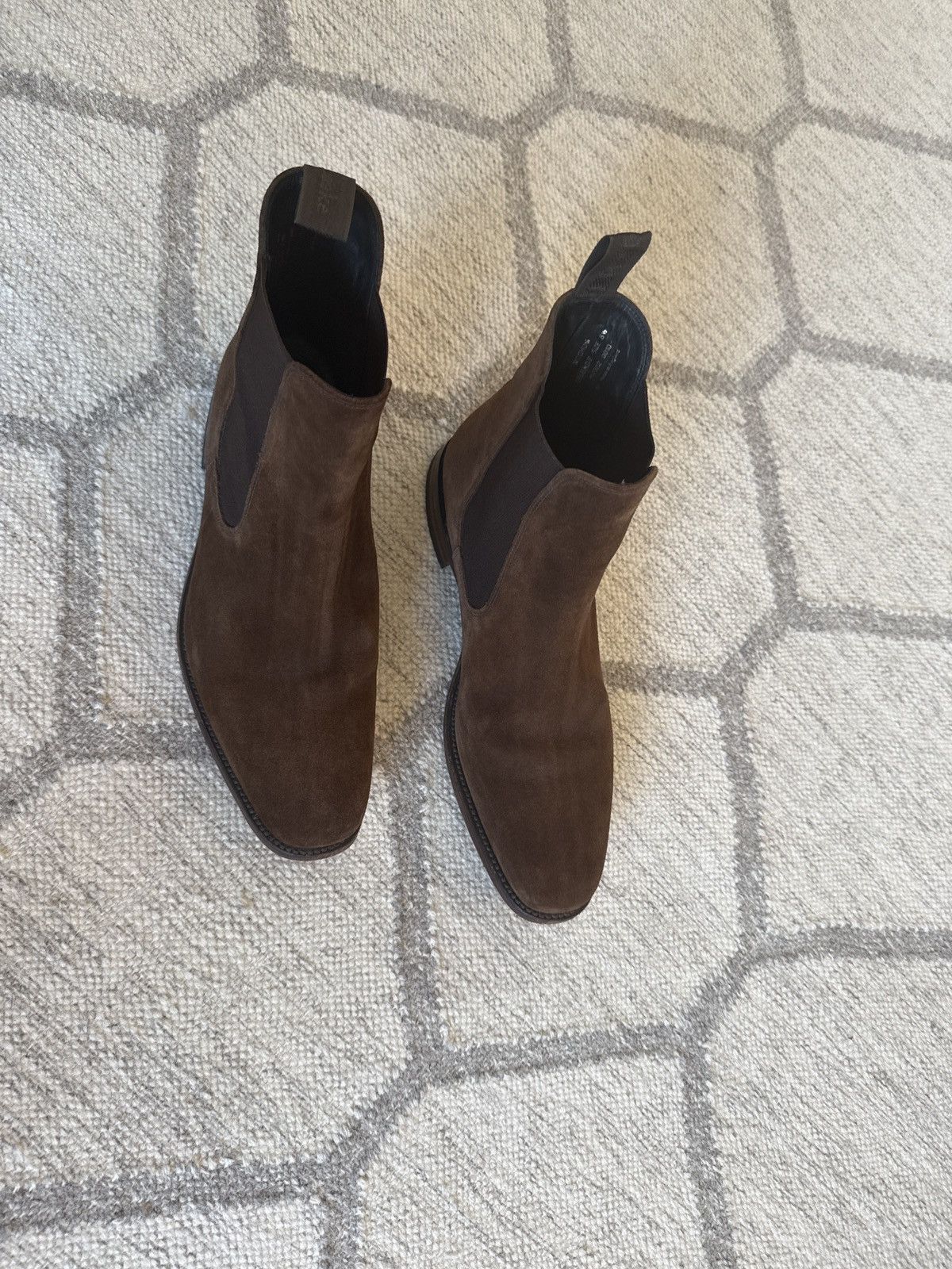 Loake Loake Mitchum Suede Chelsea Boots Size US 8.5 / EU 41-42 - 1 Thumbnail