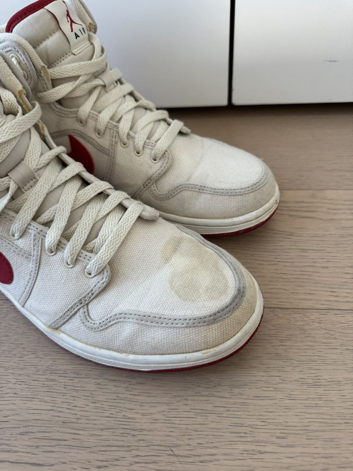 Jordan Brand 2010 Jordan 1 AJKO Vintage White Red 10 Size US 10 / EU 43 - 7 Thumbnail