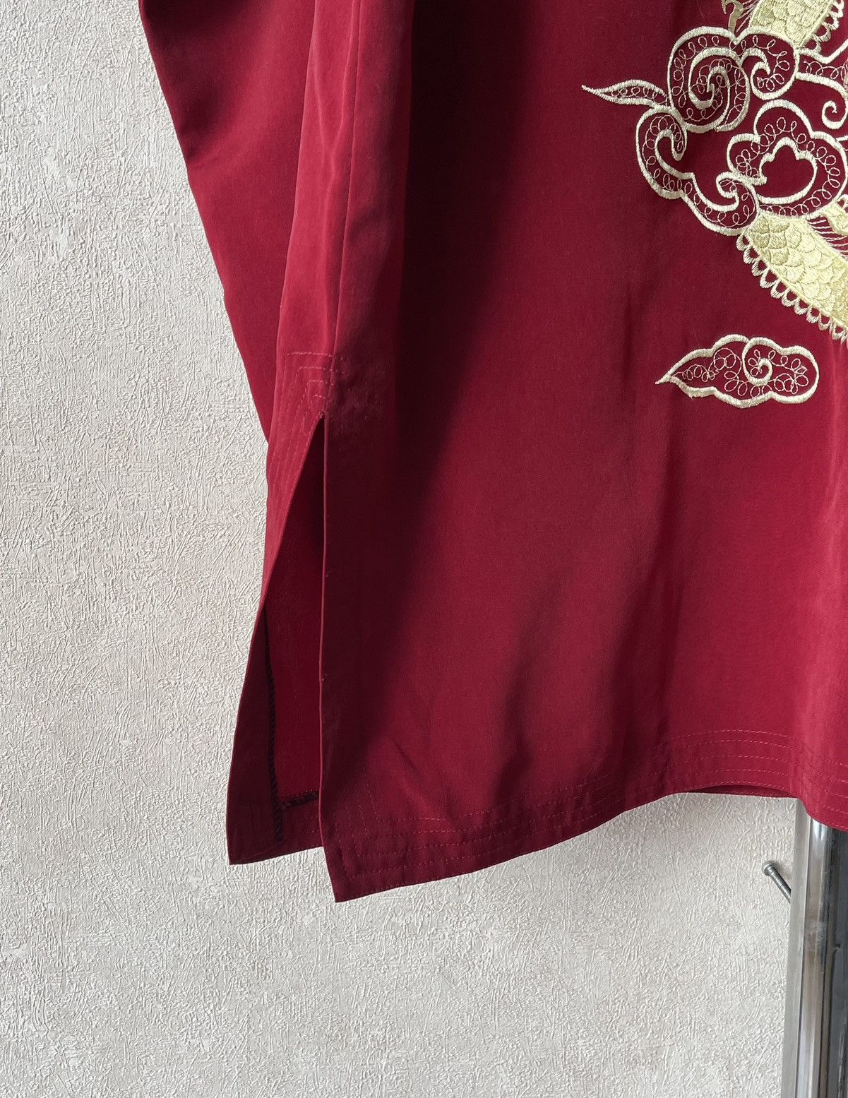 Japanese Brand 90s Vintage Burgundy Dragon Embroidered Chinese Tang Shirt Size US XXL / EU 58 / 5 - 12 Thumbnail