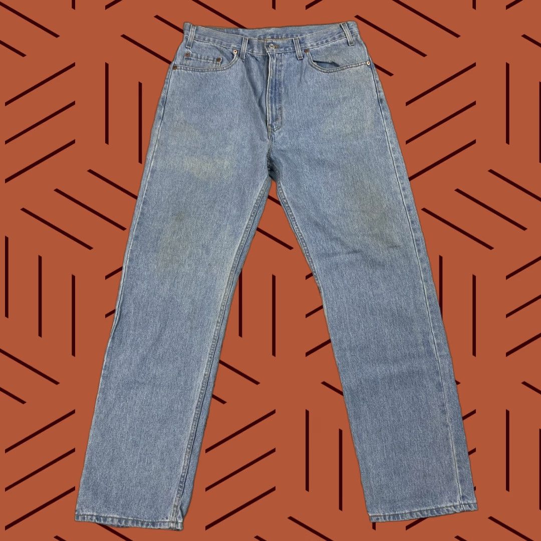 Levi's VINTAGE LEVI'S 505 BLUE JEANS Regular Fit Straight Leg Size 38x32 Light Wash Mens Size US 38 / EU 54 - 1 Thumbnail