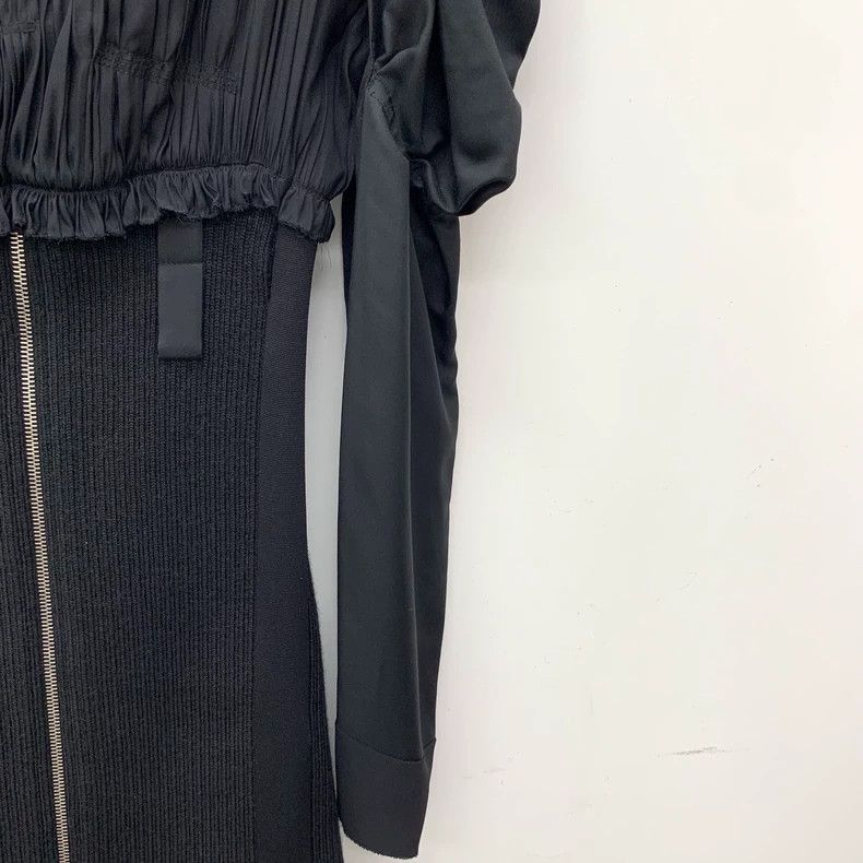Louis Vuitton Louis Vuitton Black pleated off-the-shoulder silk long-sle Size XS / US 0-2 / IT 36-38 - 4 Thumbnail