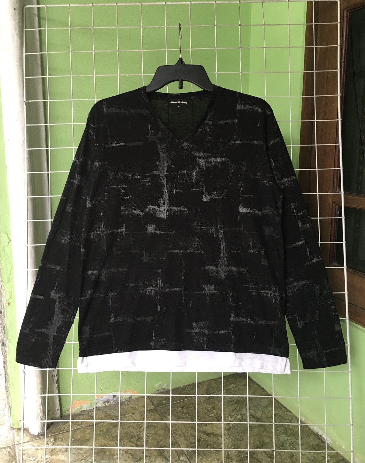 Beauty Beast Semantic Design Longsleeve Size US M / EU 48-50 / 2 - 1 Thumbnail