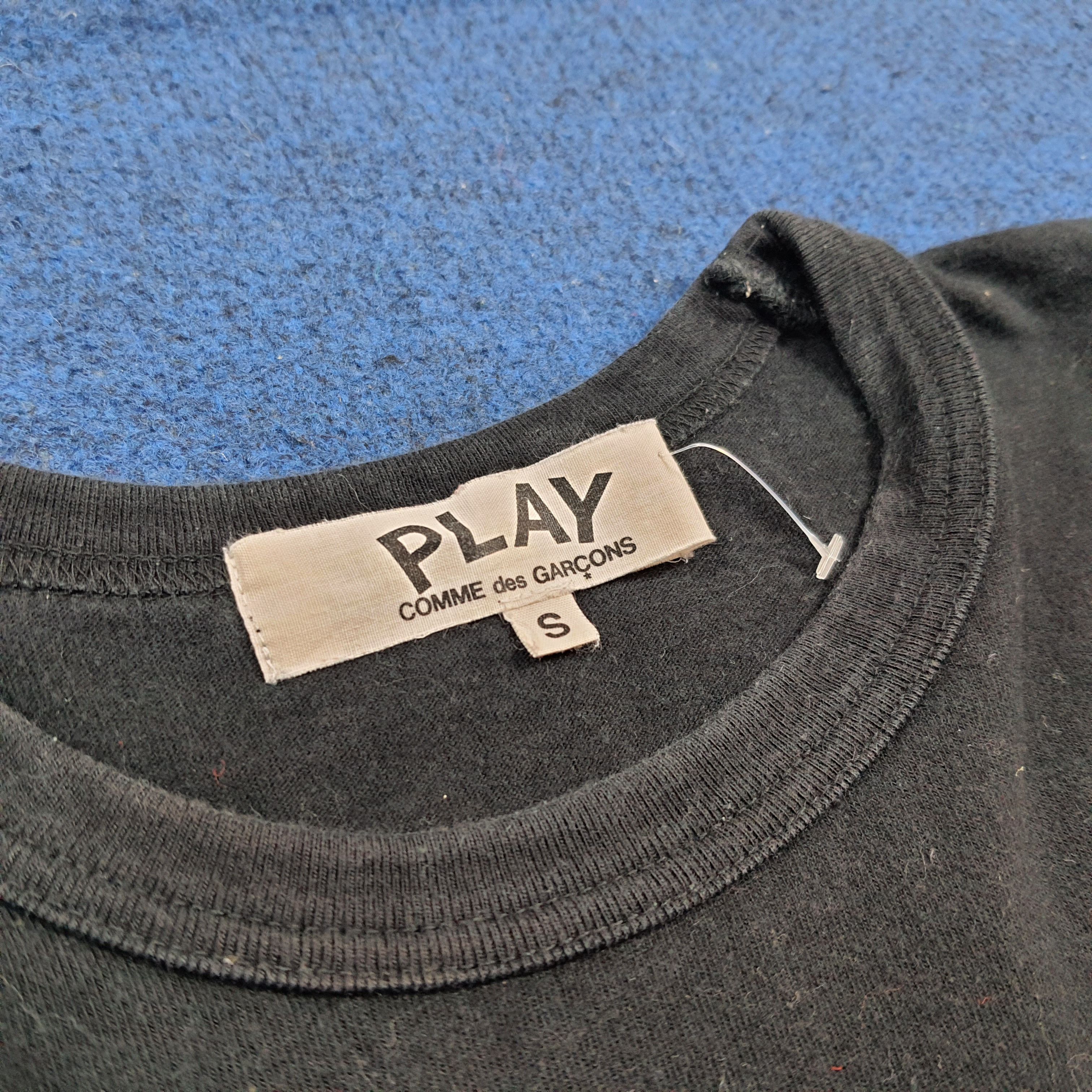Comme des Garcons PLAY Vintage PLAY Comme Des Garcons Japan Long Sleeve C301N74 Size US XS / EU 42 / 0 - 5 Thumbnail
