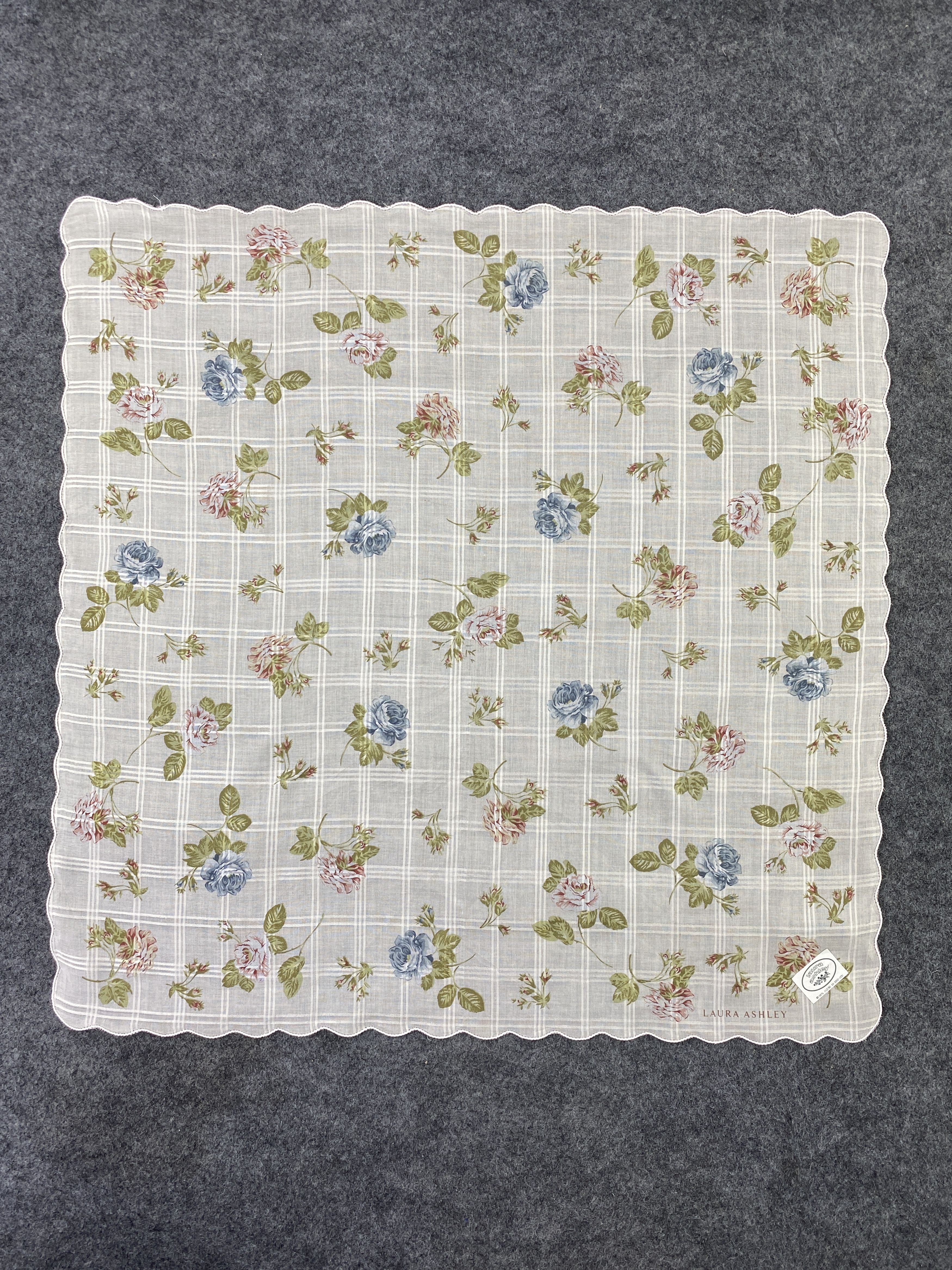 Laura Ashley Laura Ashley Handkerchief / Bandana / Neckerchief-B106 Size ONE SIZE - 3 Thumbnail