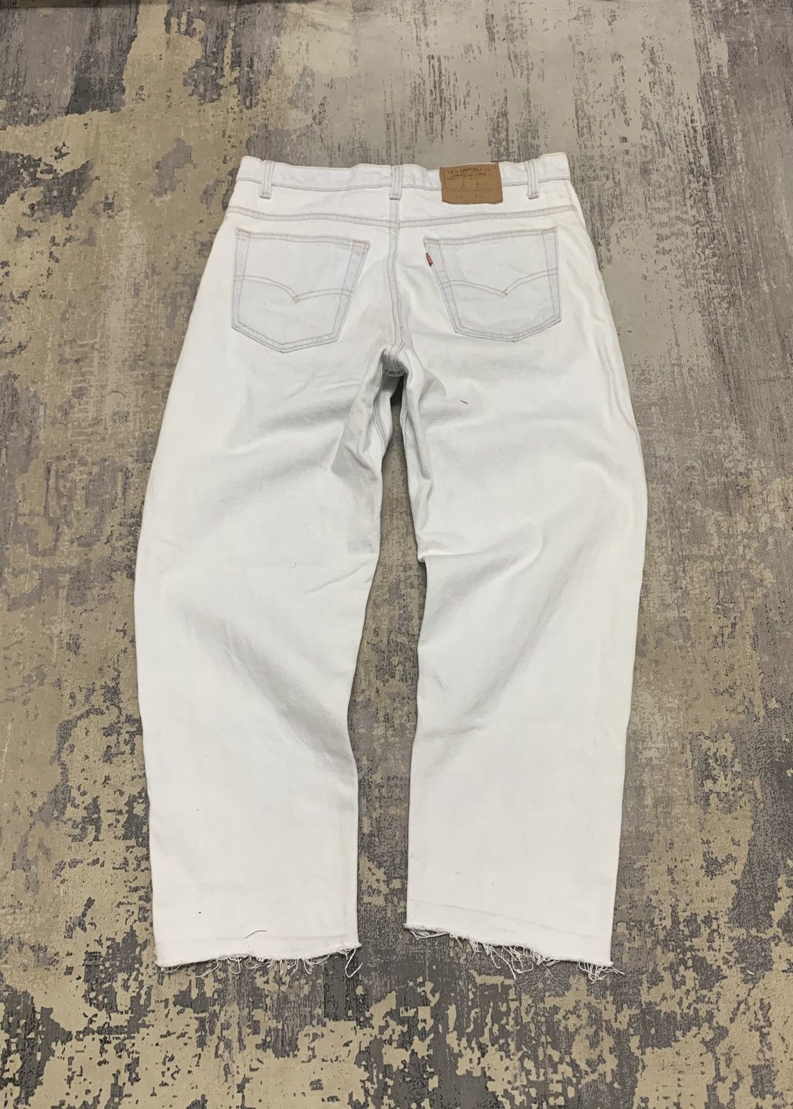 Levi's VTG 90s Levi's 550 Relaxed Fit Tapered Leg Jeans Made In USA Size US 35 - 8 Thumbnail