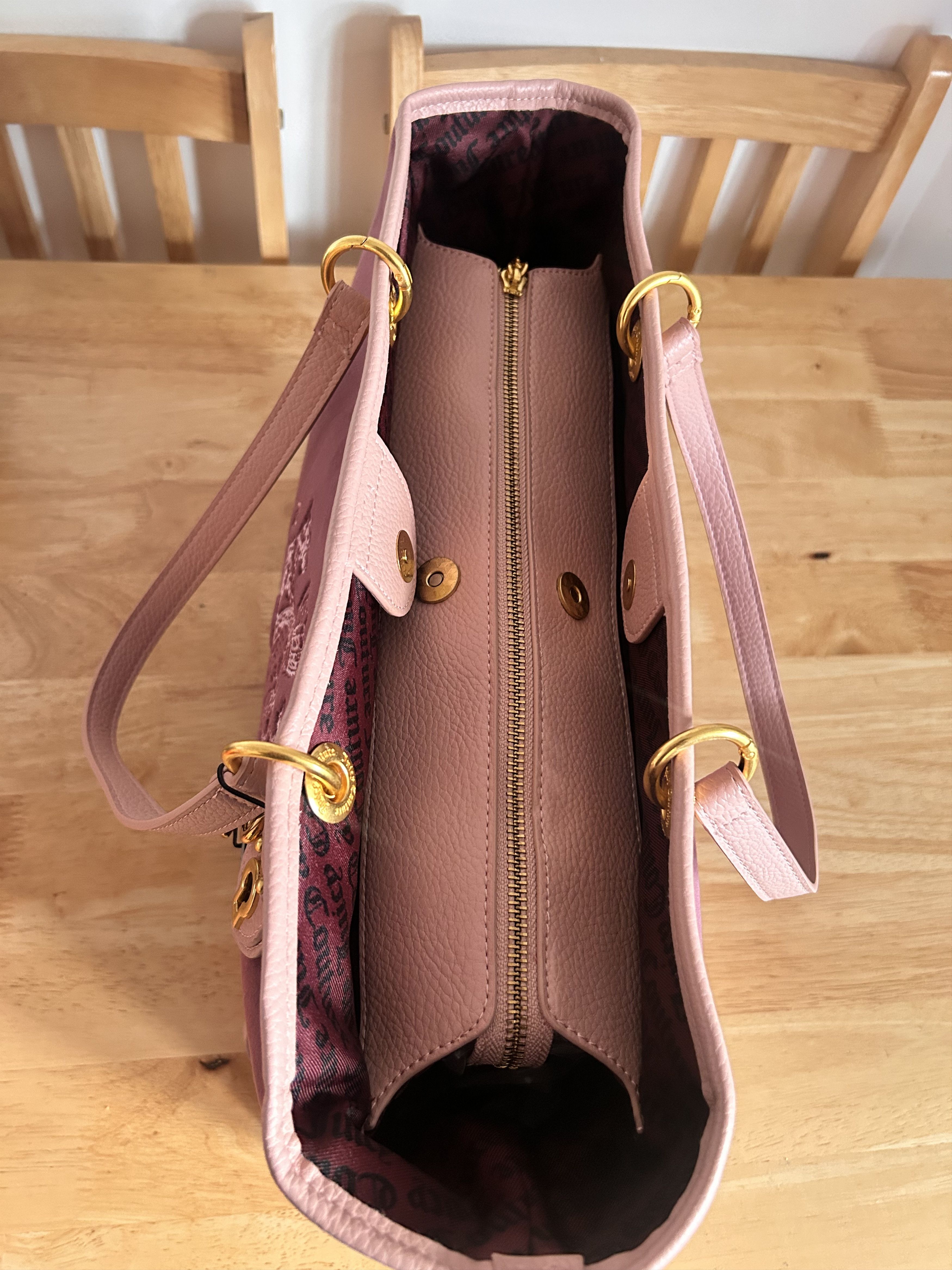 Juicy Couture Juicy Couture Twig Dogs Velvet Tote Bag & Purse RRP $295 Size ONE SIZE - 7 Thumbnail