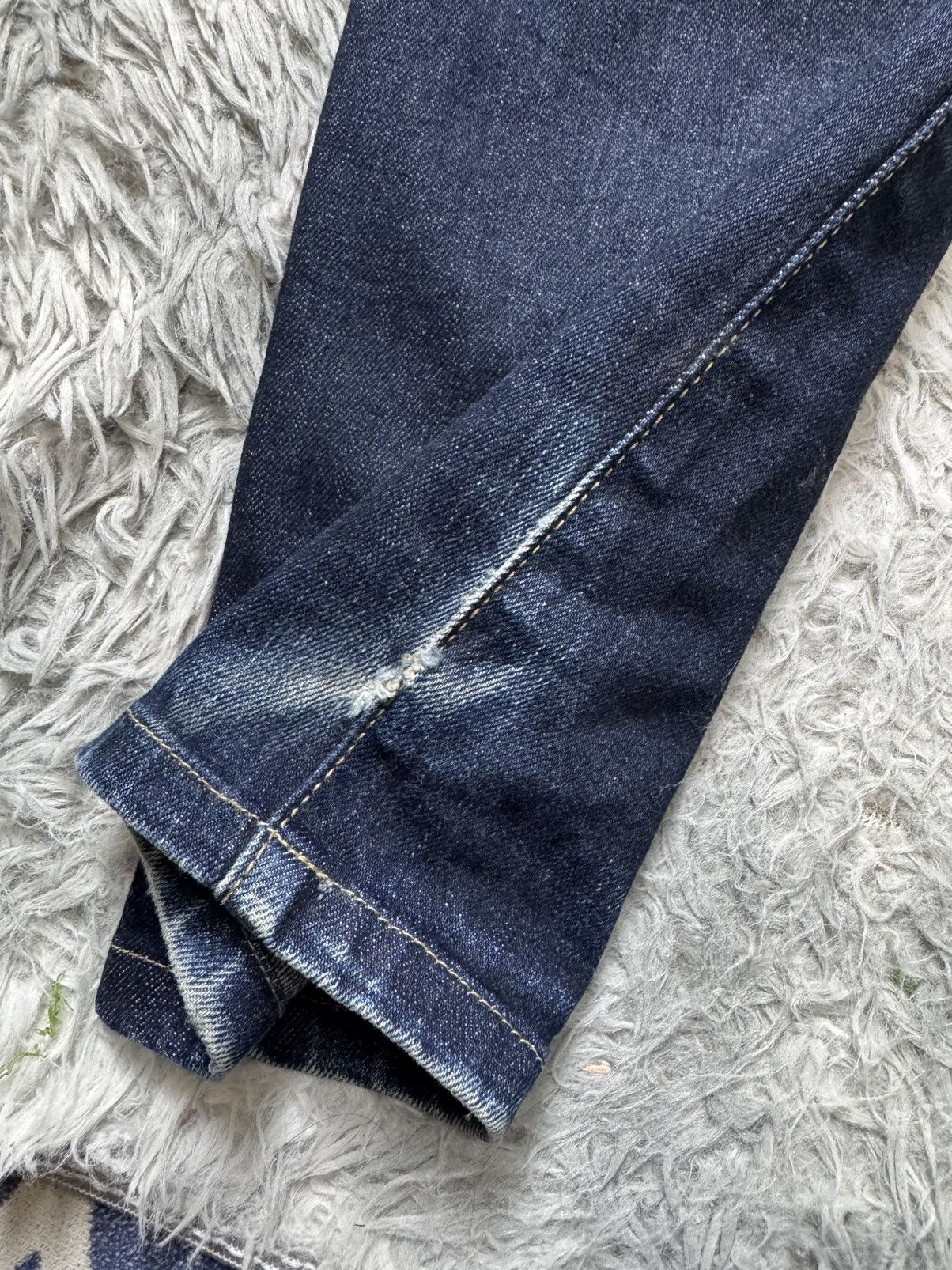 Uniqlo Uniqlo Selvedge Jeans Size US 33 - 7 Thumbnail