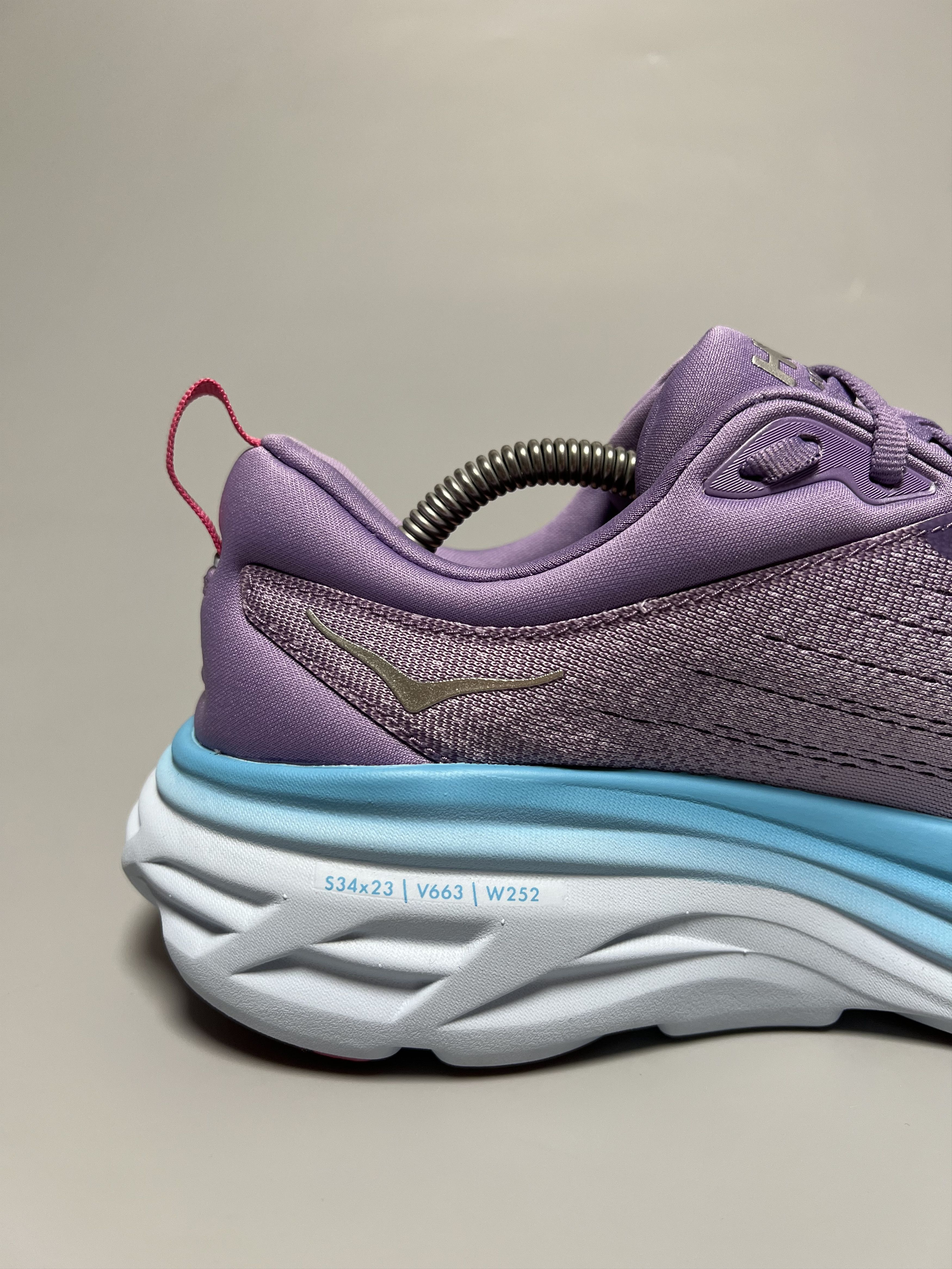 Hoka 9.5B Hoka One One Bondi 8 Running Shoes Walking Gym Size US 9.5 / IT 39.5 - 6 Thumbnail