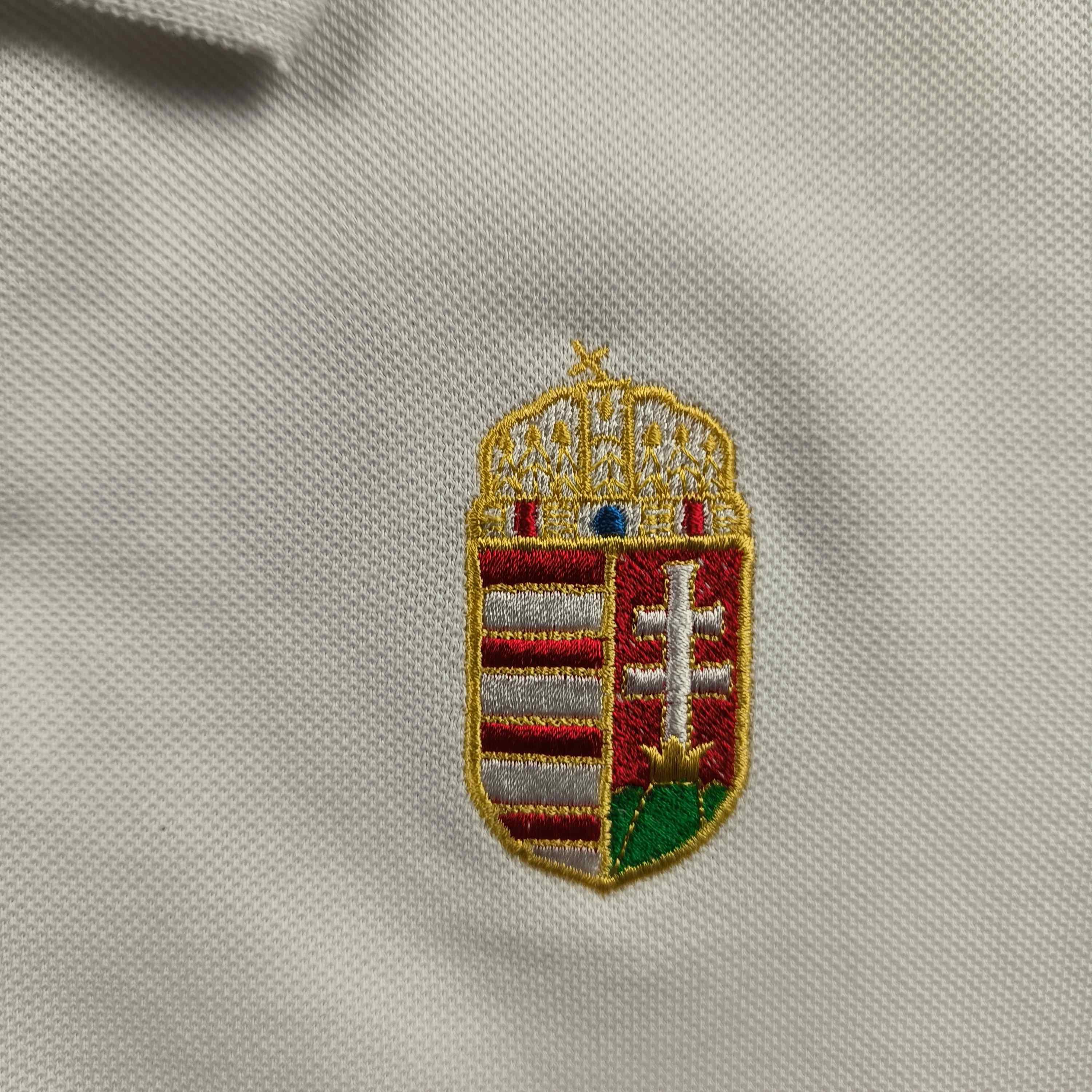 Adidas Hungary 2015-16 Adidas training football jersey shirt size S Size US S / EU 44-46 / 1 - 3 Thumbnail
