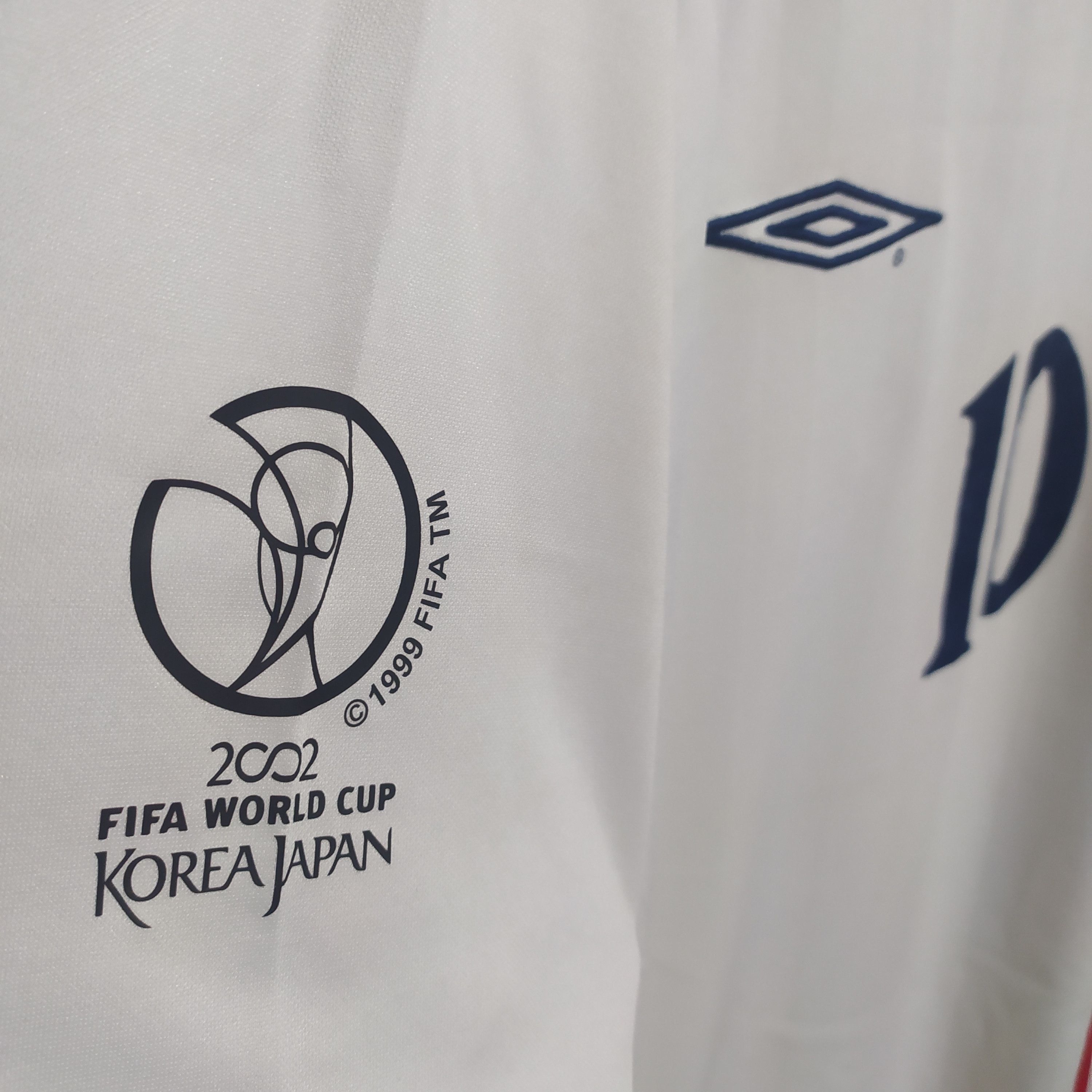 Umbro England 2002 #10 Owen Home Shirt Jersey Soccer Football Size US XL / EU 56 / 4 - 10 Thumbnail