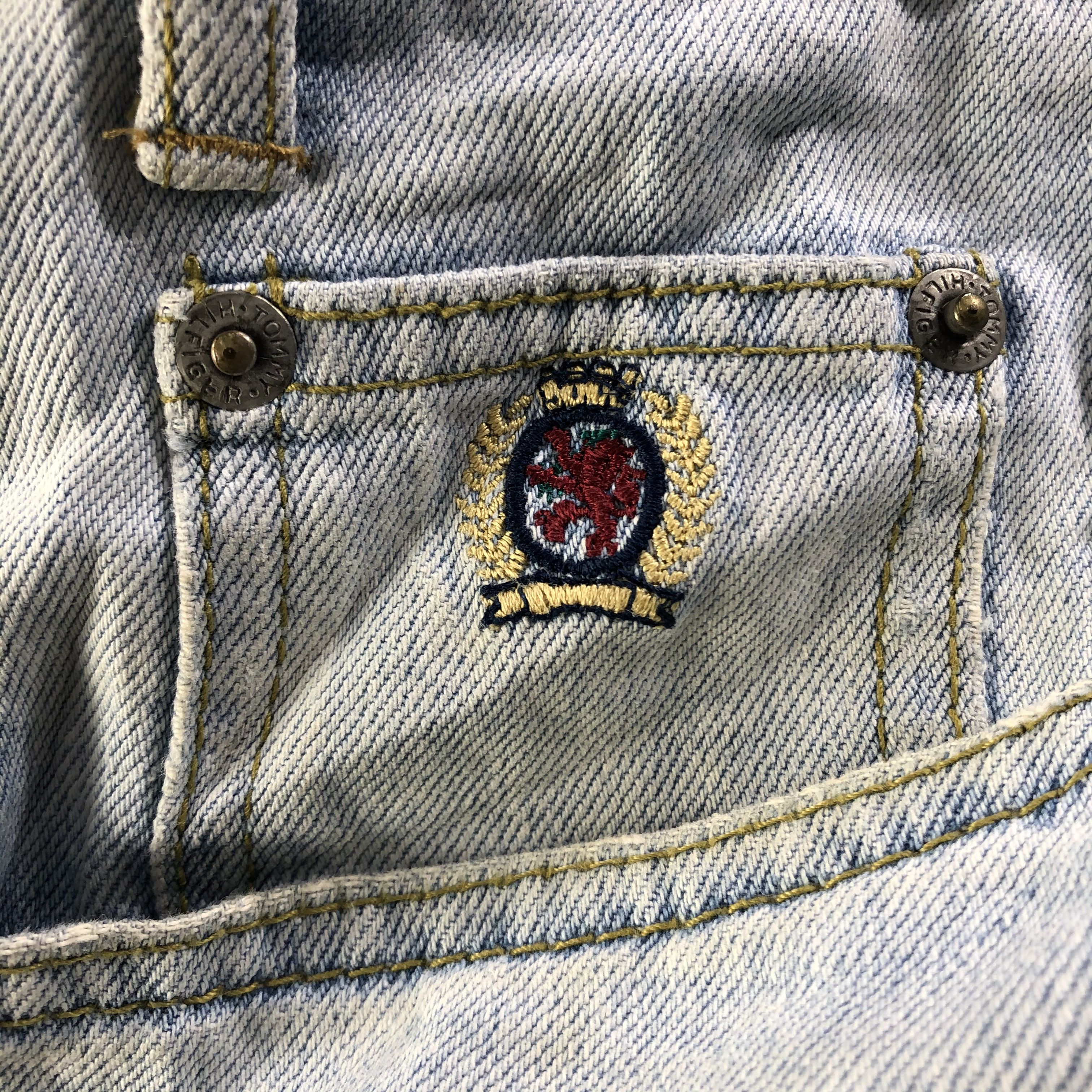 Tommy Hilfiger × Vintage Vintage Light Wash Tommy Hilfiger Jeans-J3914 Size US 31 - 10 Thumbnail
