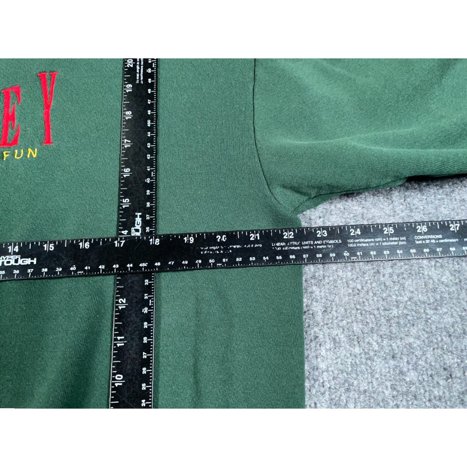 Mickey & Co. VINTAGE Mickey & Co Sweatshirt Adult XL Green Embroidered USA Made Disney Logo Crew Neck Pullover Sweatshirt Men Mens 90s Hipster Cartoon Decorative Size US XL / EU 56 / 4 - 5 Thumbnail