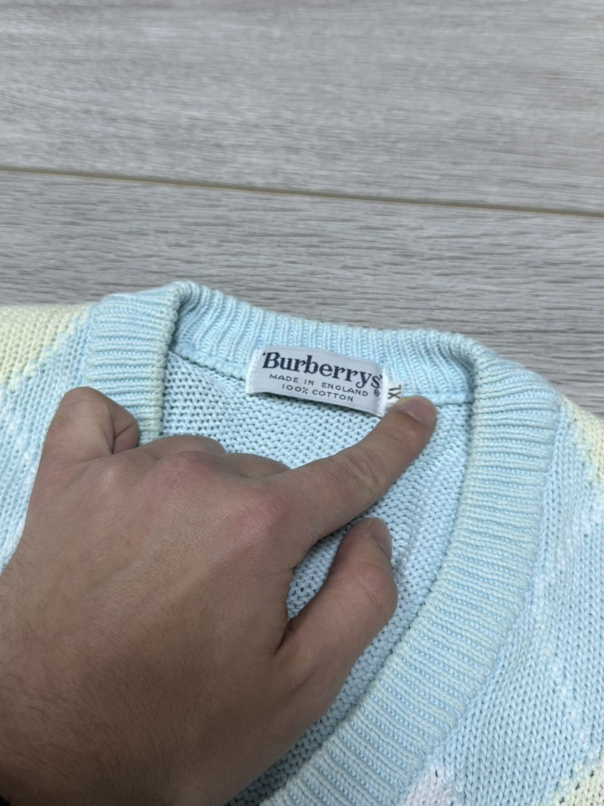 Burberry Burberry vintage knitted patterns sweater England vintage Size US XL / EU 56 / 4 - 6 Thumbnail