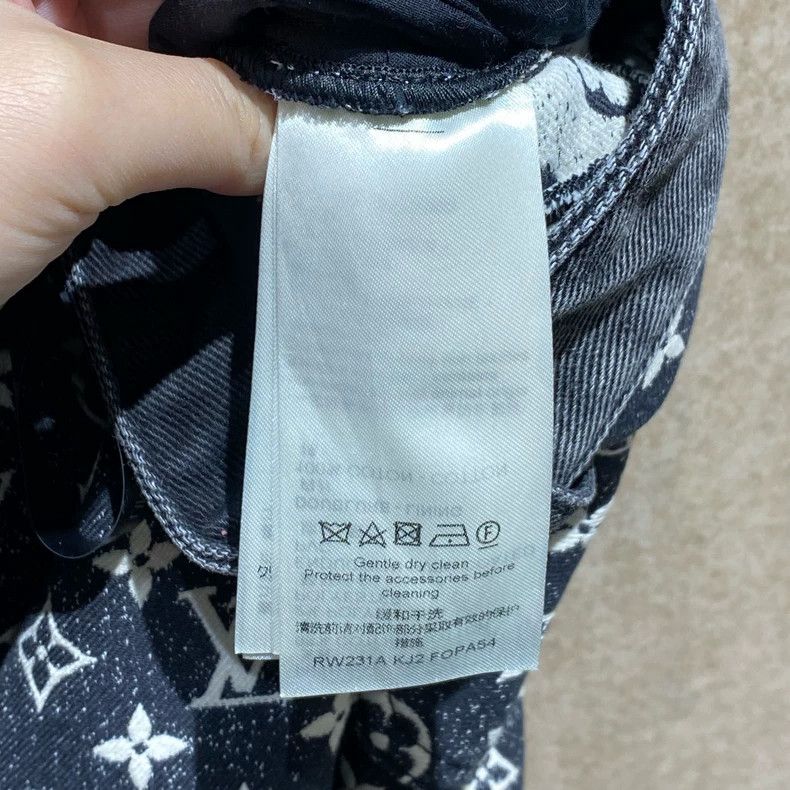 Louis Vuitton Louis Vuitton Black presbyopic full-print jeans Size US 34 / EU 50 - 4 Thumbnail
