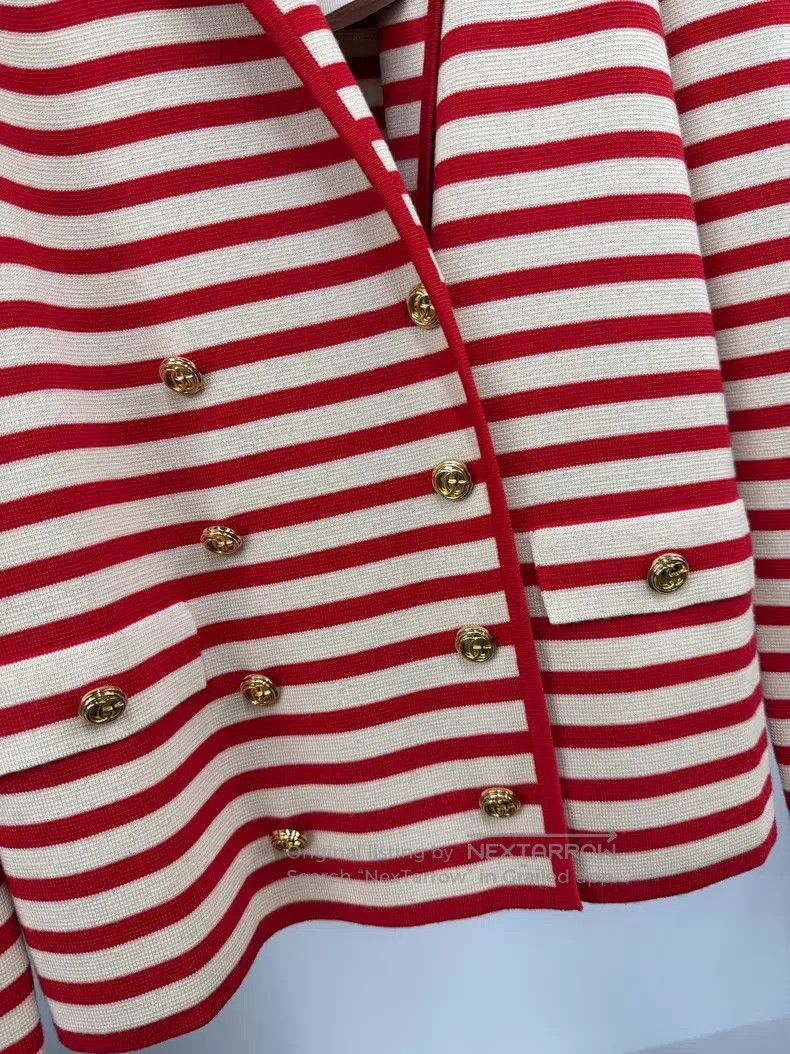 Gucci Gucci Red and white striped gold buckle cardigan coat Size S / US 4 / IT 40 - 2 Thumbnail