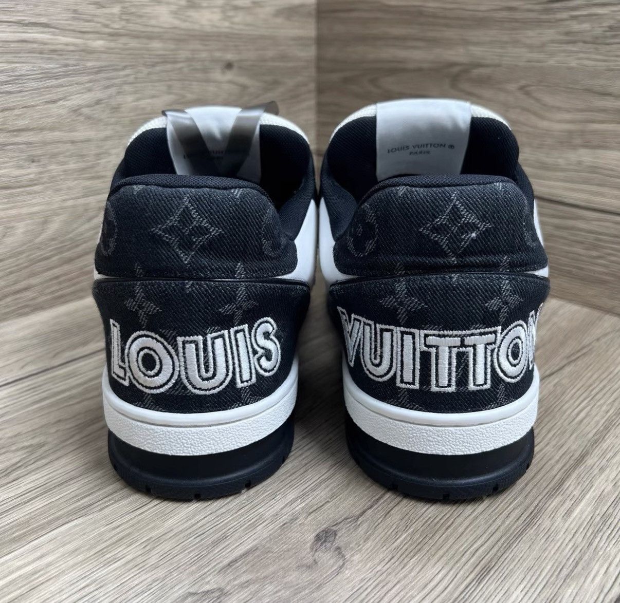 Louis Vuitton Louis Vuitton Trainer Denim Velcro Sneakers J41 Size US 7 / EU 40 - 6 Thumbnail