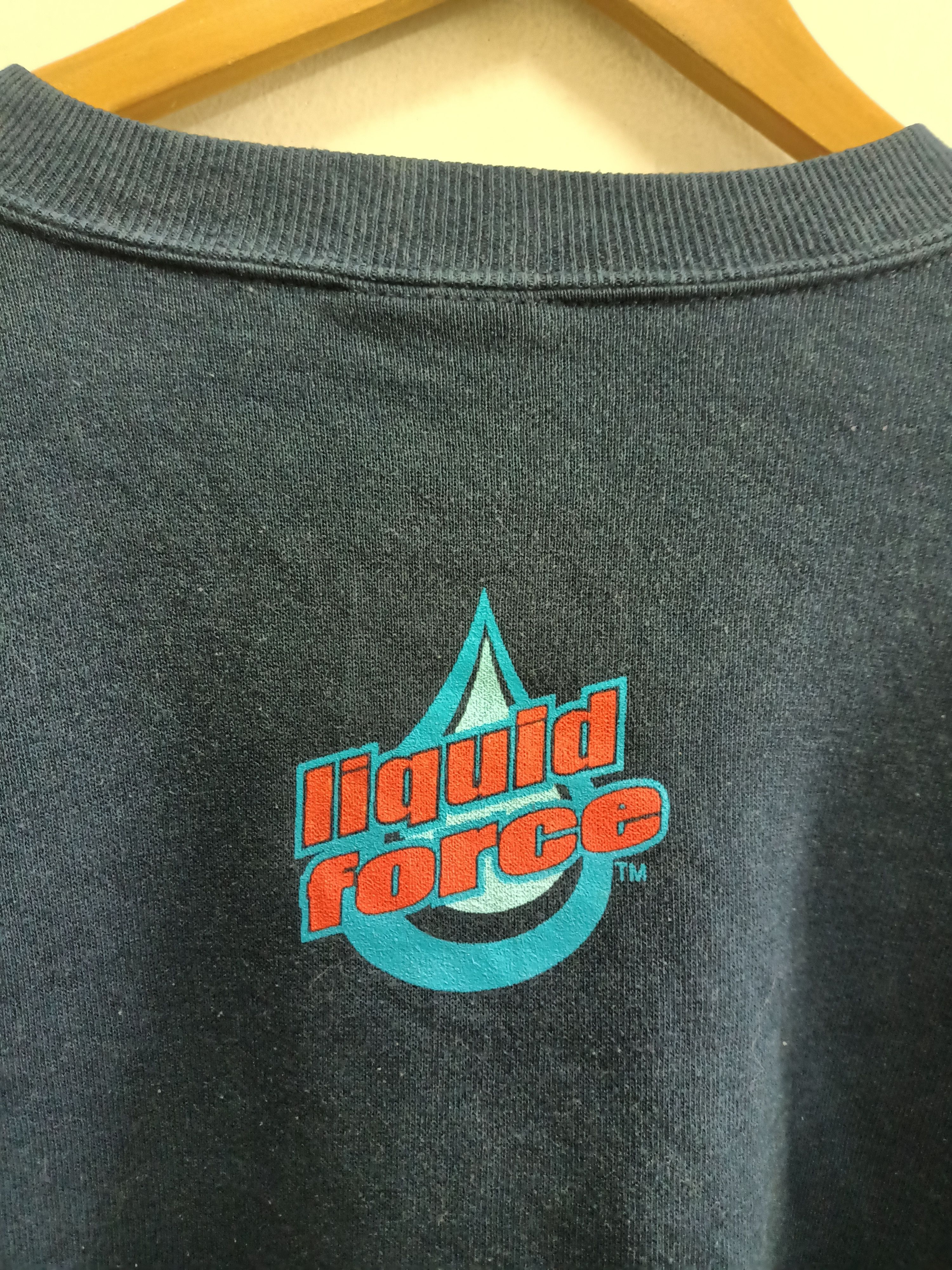 Other Vintage Liquid Force surfing sweatshirt Size US XL / EU 56 / 4 - 6 Thumbnail