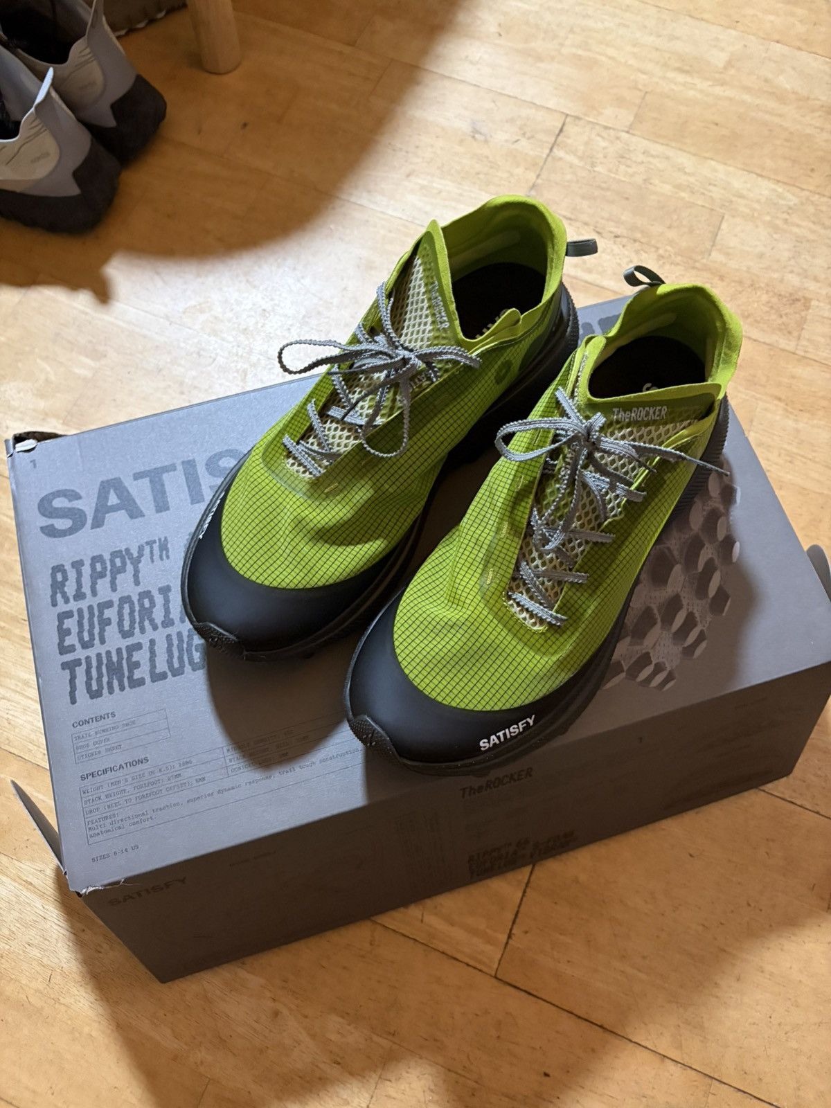Satisfy Satisfy The Rocker Runner Grenoble Green Size US 10 / EU 43 - 1 Thumbnail