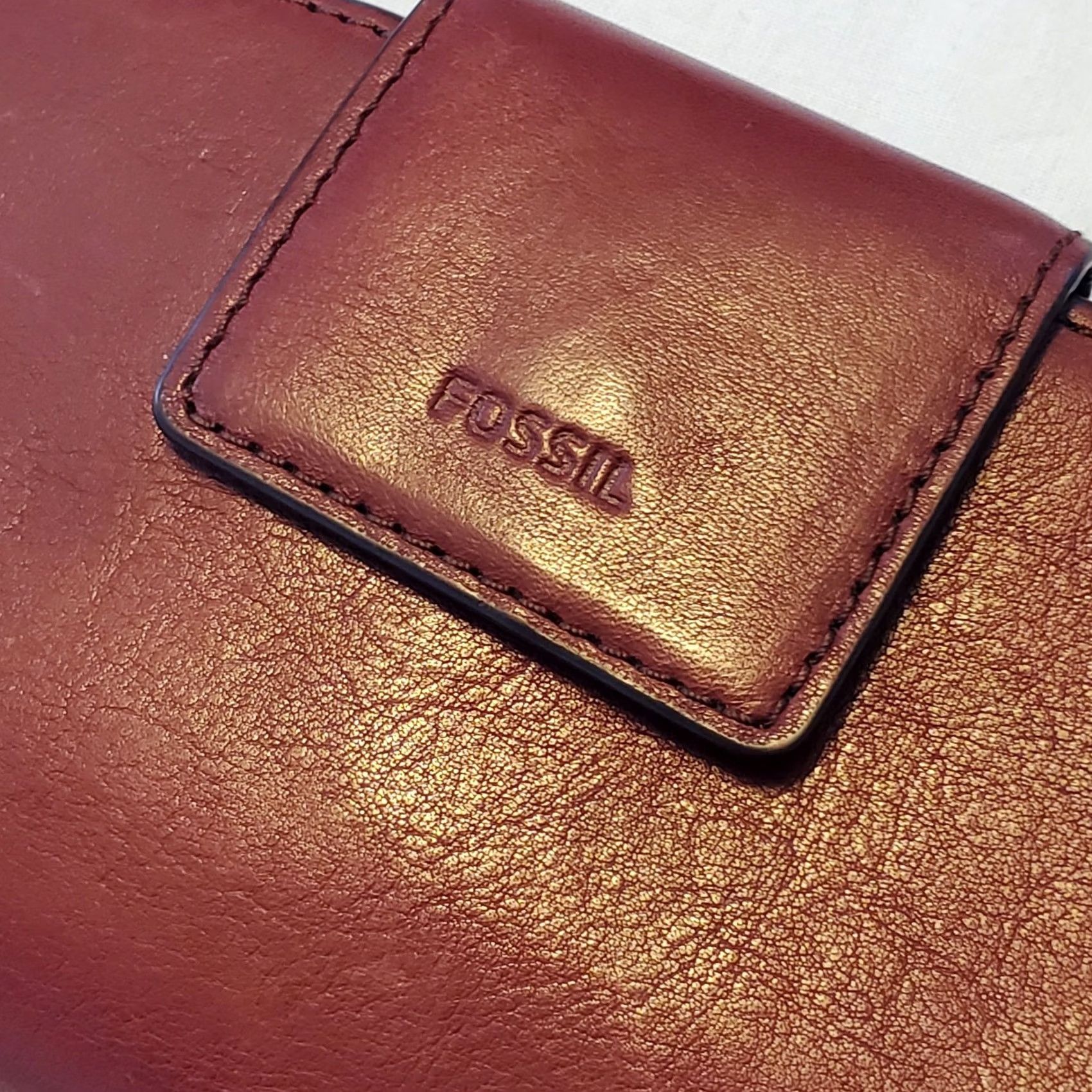 Fossil VINTAGE Fossil Wallet Mini Red Leather Bi-fold Snap Close City Size ONE SIZE - 4 Thumbnail