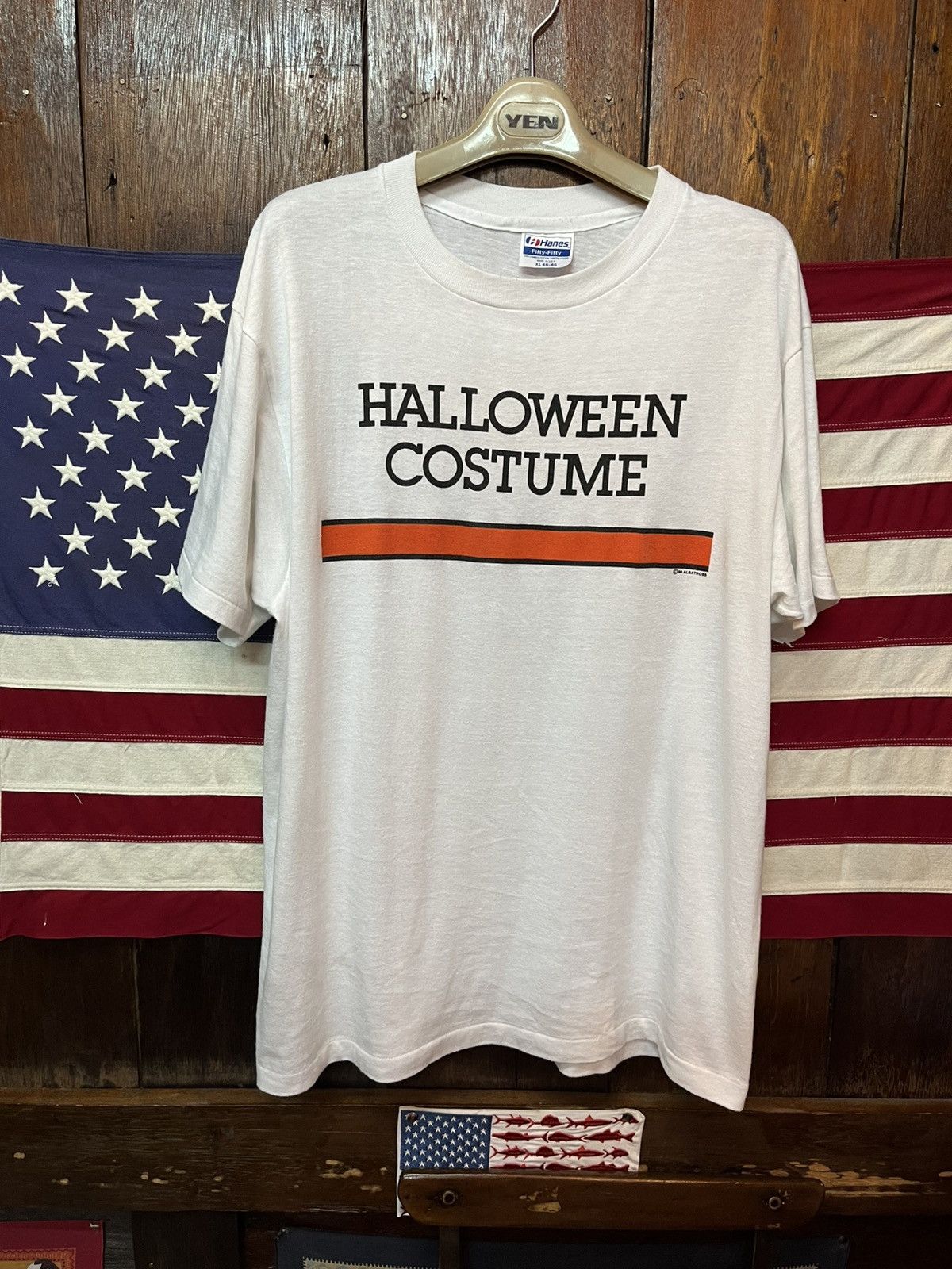 Hanes Vintage 80s Hanes Fift-fifty Hallowen Custome Tshirt Size US M / EU 48-50 / 2 - 1 Thumbnail