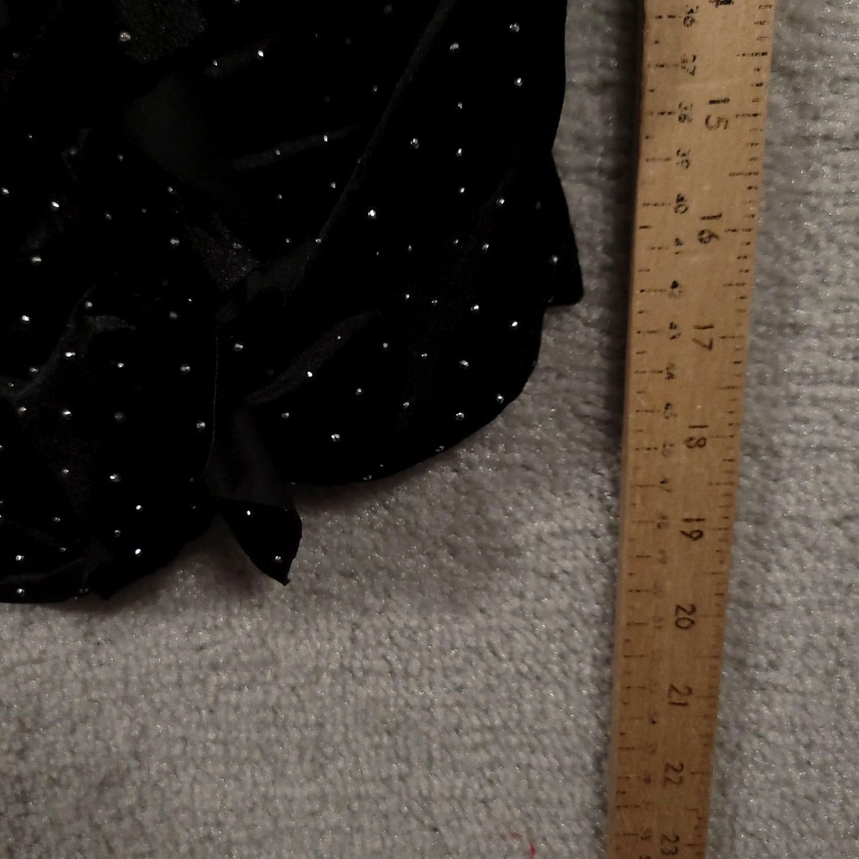 Zara VINTAGE? No. Zara Dress Womens Large Velvet Rhinestone Ruched Long Sleeve Cocktail Party Size L / US 10 / IT 46 - 7 Thumbnail