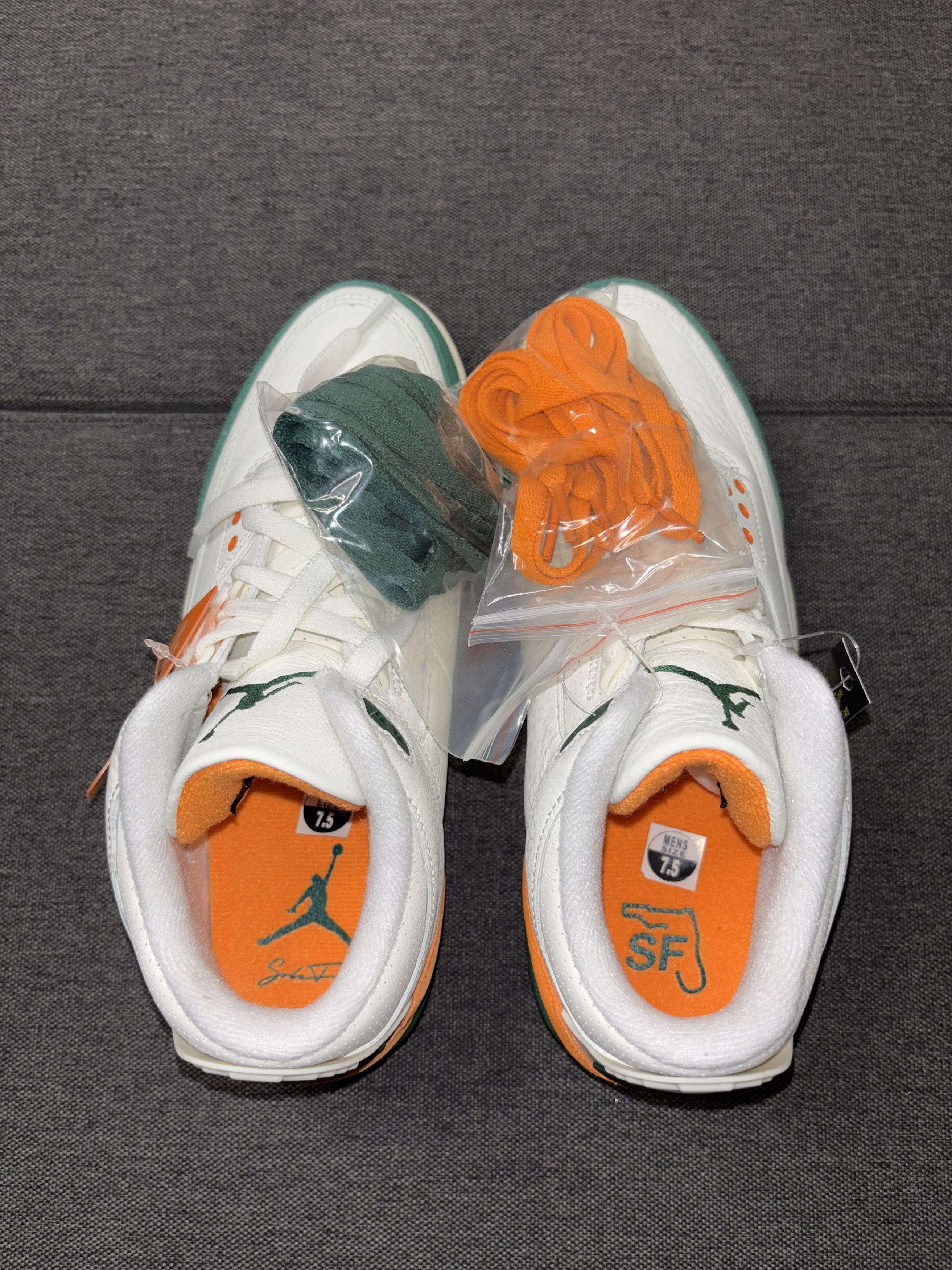 Jordan Brand Nike Air Jordan 3 Retro OG SP SoleFly Miami 7.5 IF4491-100 Size US 7.5 / EU 40-41 - 13 Thumbnail