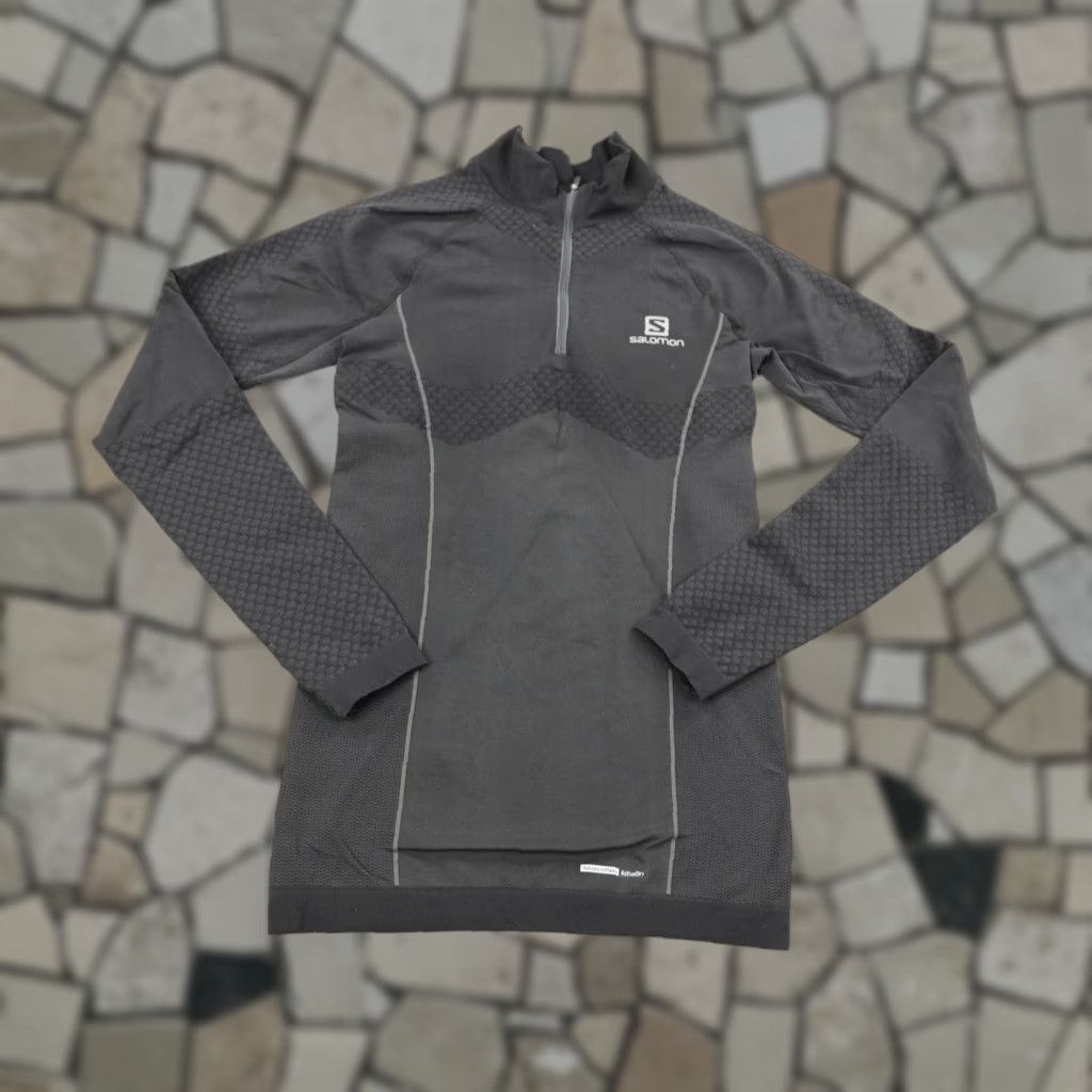 Salomon Salomon Women's L Black ActiveDry Baselayer Running Hoodie 1/4 Zip Moisture Wicking Breathable Lightweight Stretch Size L / US 10 / IT 46 - 1 Thumbnail