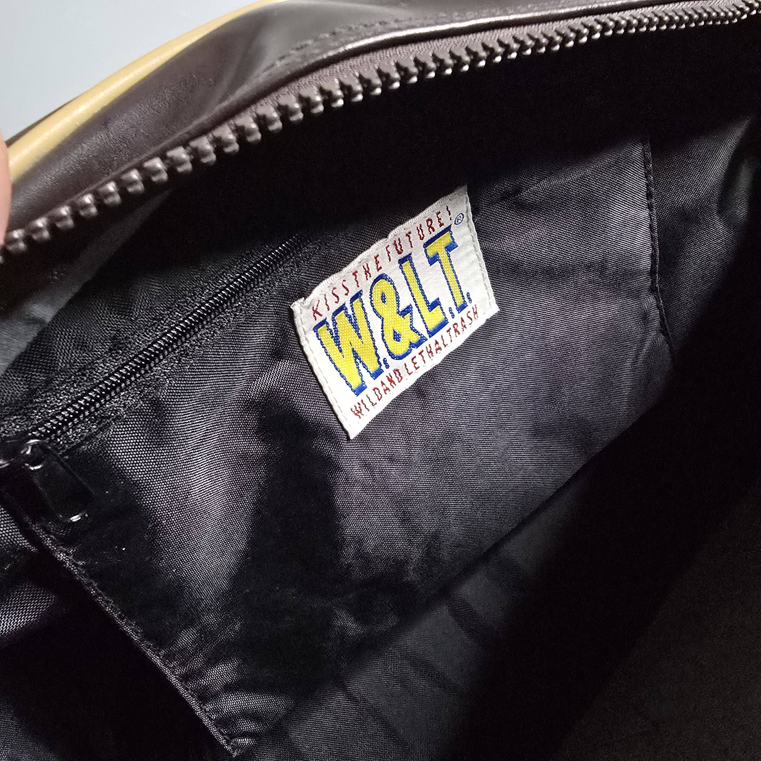 Walter Van Beirendonck W & LT - 90s "W" Logo Messenger Bag Size ONE SIZE - 9 Thumbnail