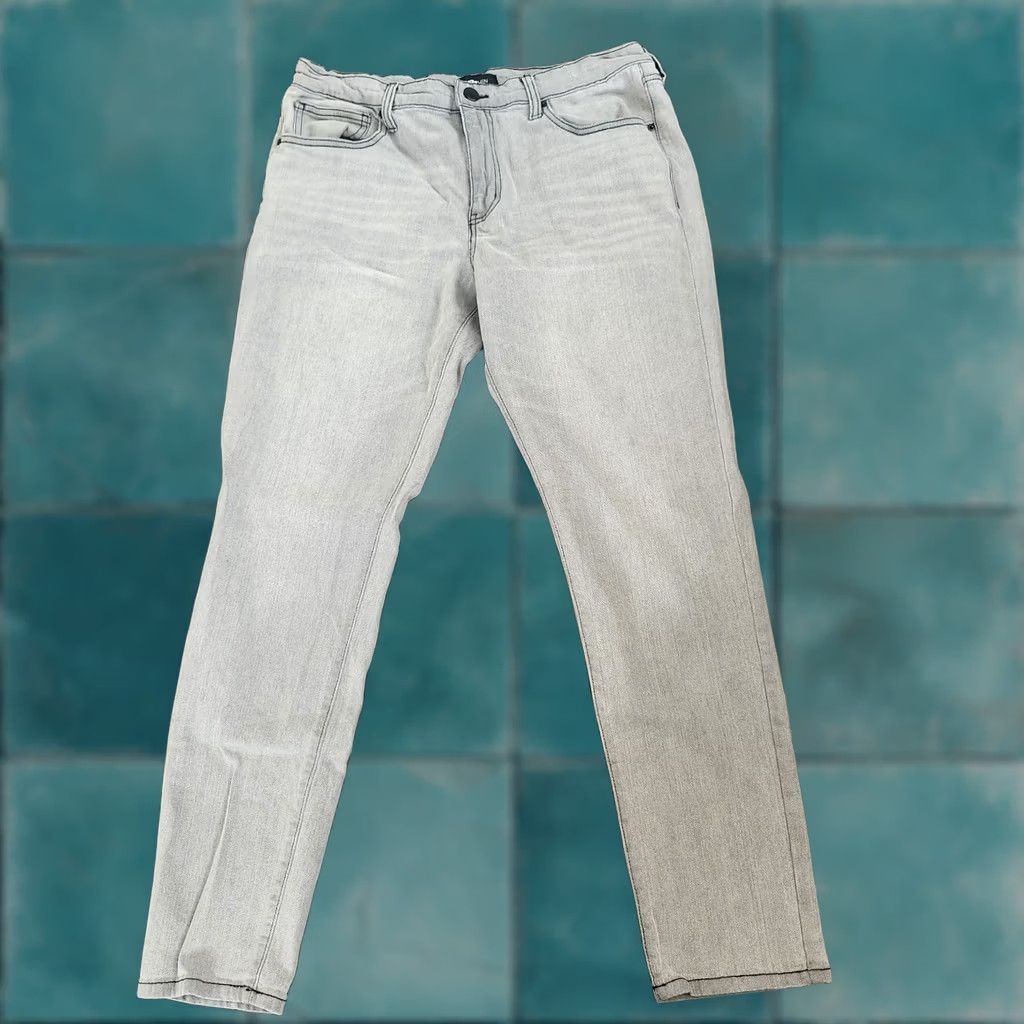 Denime NOVAMEN Gray Slim Fit Jeans Mens Size 36 Denim Pants City 5-Pocket Zip Button Inseam 30 Fall Spring Summer Regular Mens Size US 36 / EU 52 - 1 Thumbnail