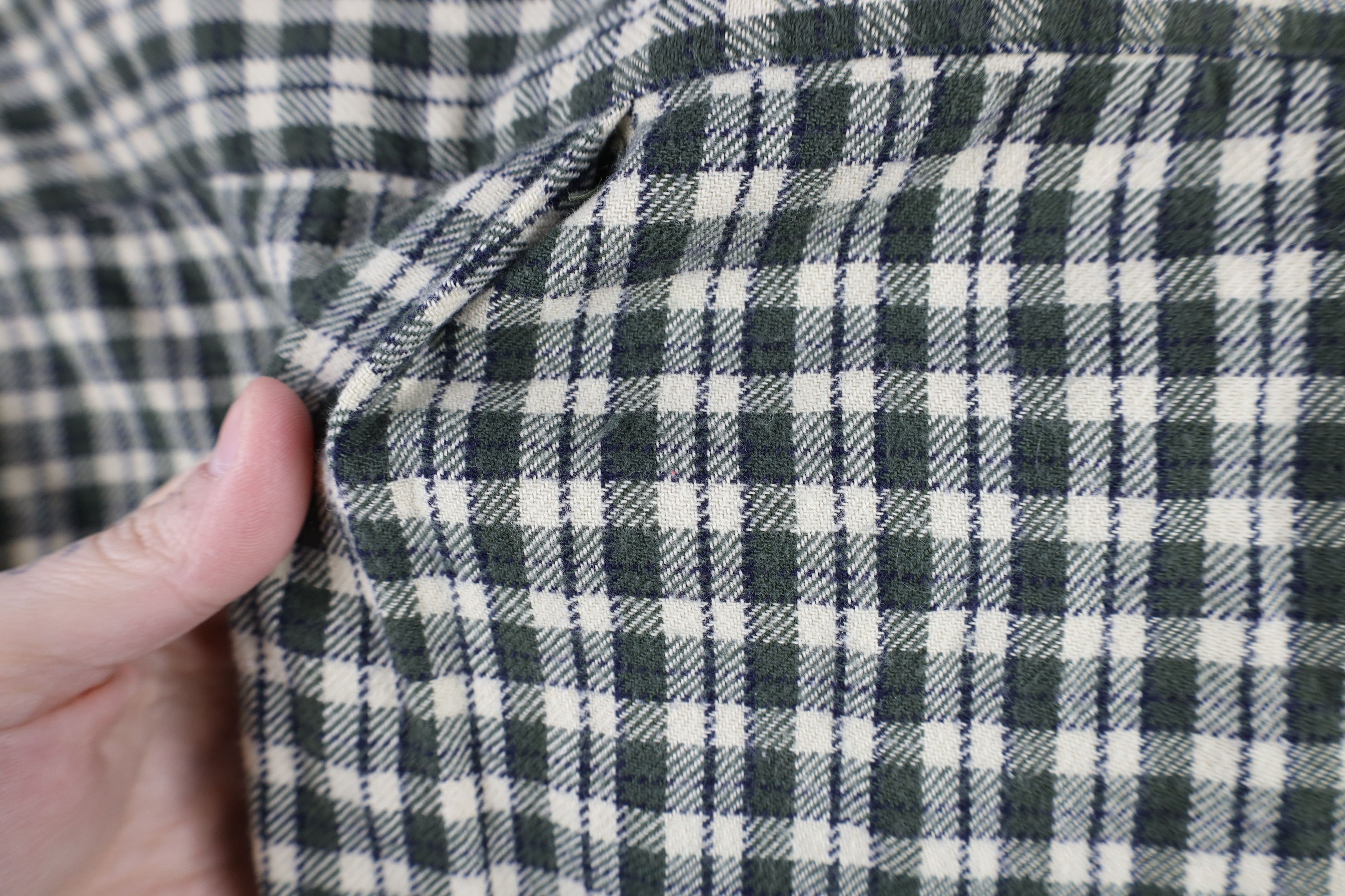 J.Crew × Vintage Vintage 90s J Crew Flannel Collared Button Down Shirt Plaid Size US S / EU 44-46 / 1 - 7 Thumbnail