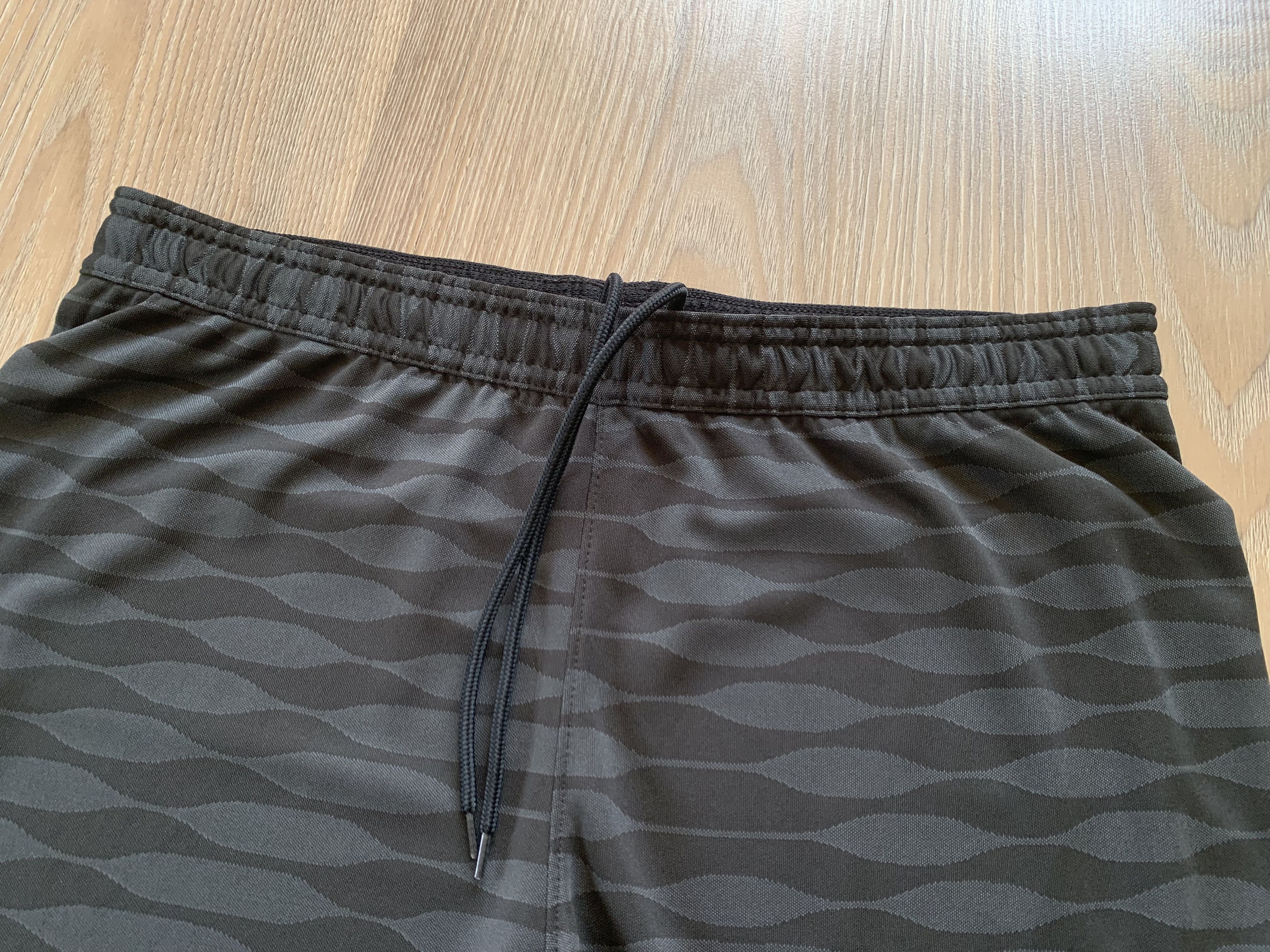 Nike Nike Dry Strike Knit Black Training Short Size US 32 / EU 48 - 5 Thumbnail