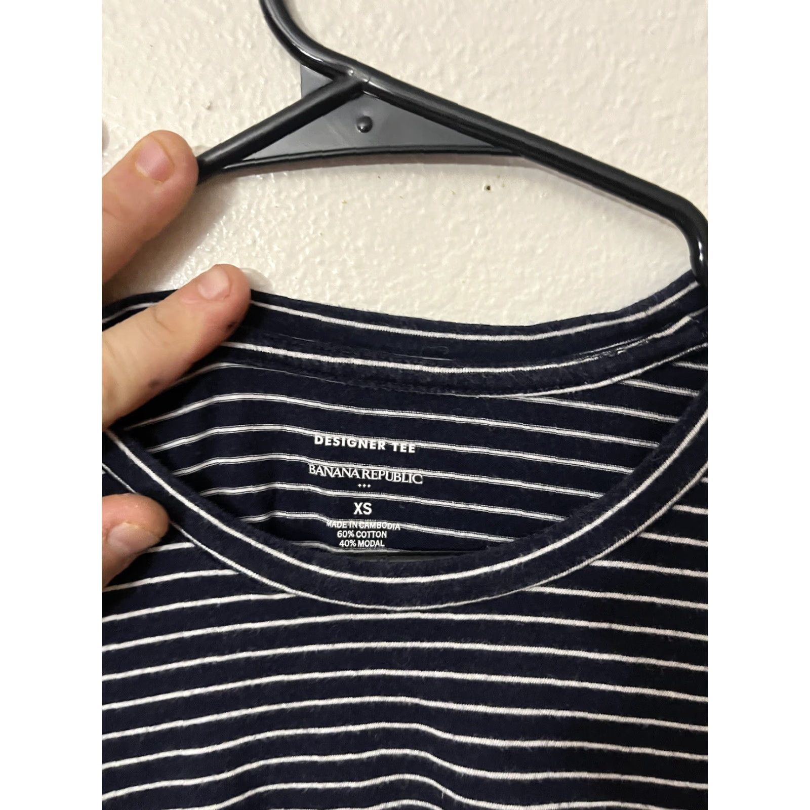 Banana Republic VINTAGE Banana Republic Womens Shirt XS Blue Striped Short Sleeve Scoop Neck Pullover Logo Lightweight Jersey Cotton Blend Regular Women Size 26" / US 2 / IT 38 - 2 Thumbnail