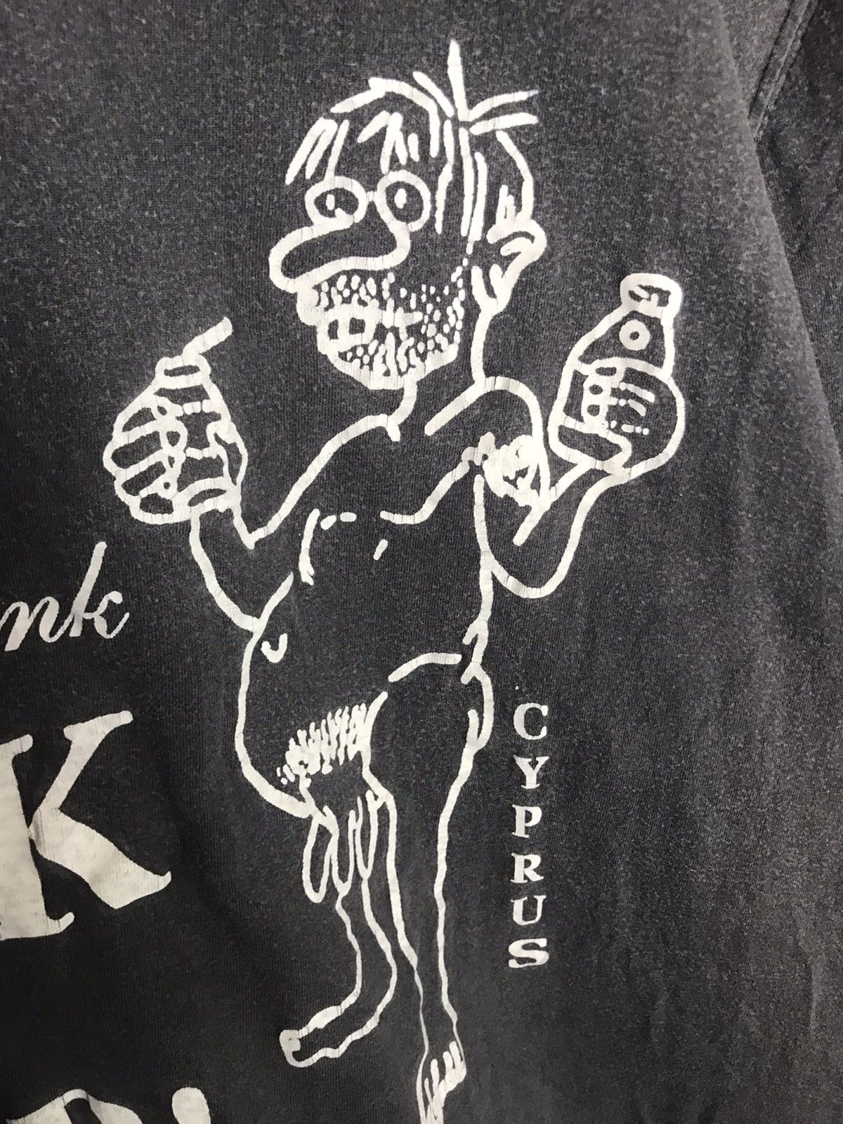 Vintage Vintage beer milk funny humor t shirt Size US L / EU 52-54 / 3 - 4 Thumbnail