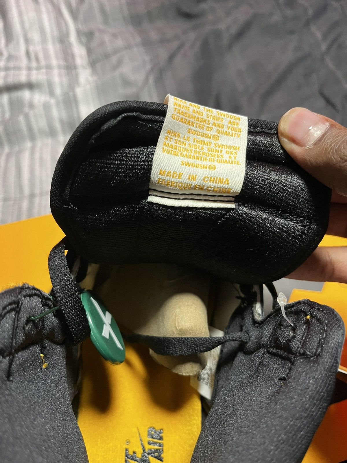 Jordan Brand Air jordan 1 retro Size US 9.5 / EU 42-43 - 6 Thumbnail
