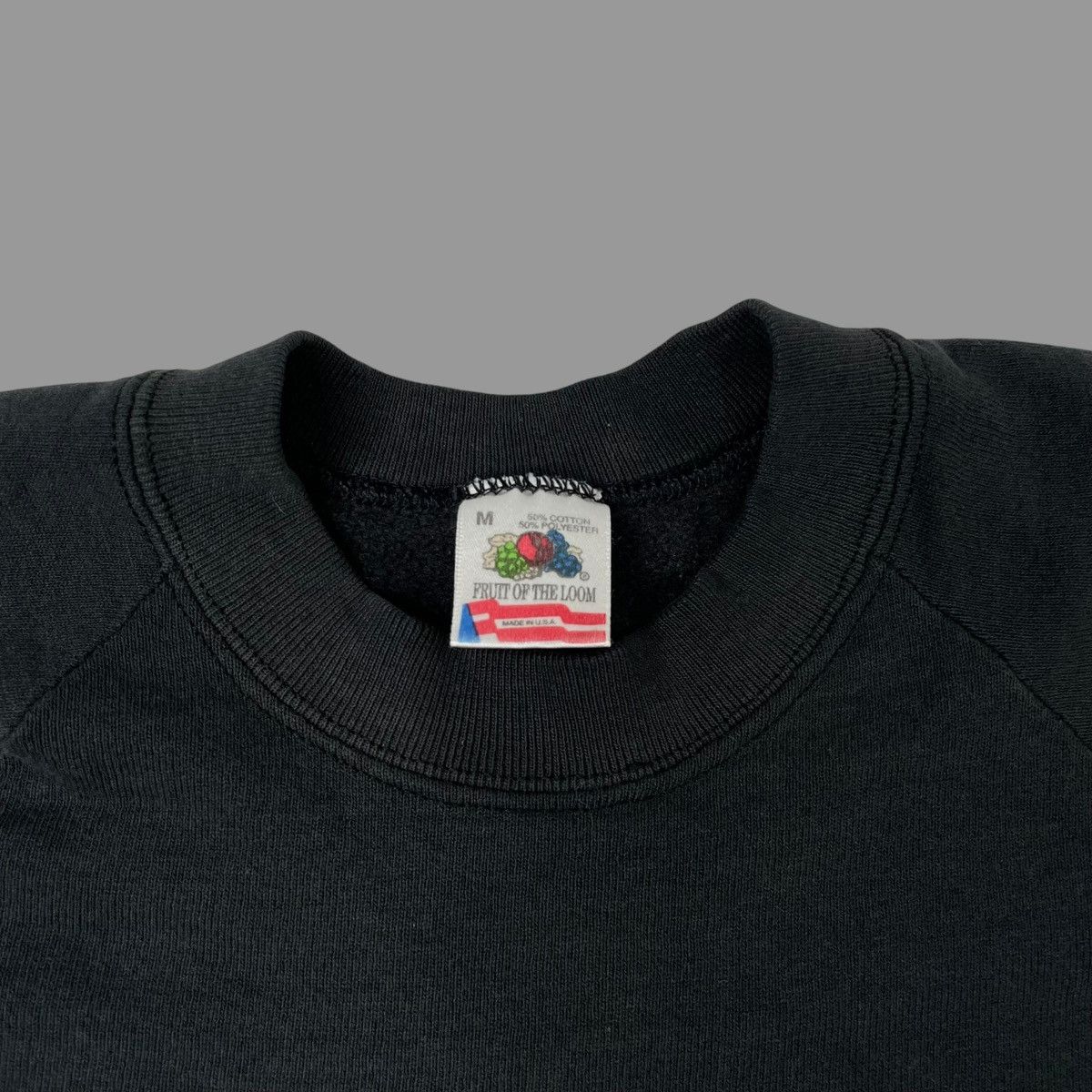 Vintage Vintage 90s fruit of the loom blank sweatshirt Size US M / EU 48-50 / 2 - 5 Thumbnail
