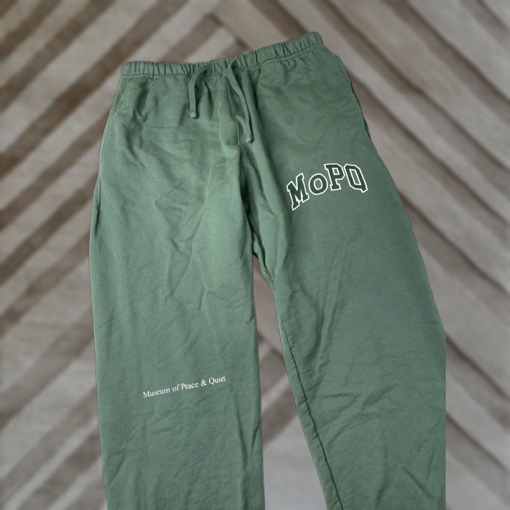 Museum of Peace & Quiet VINTAGE Museum of Peace & Quiet Jogger Pants Sweatpants Mens M Green USA Activewear Adjustable Waist Pockets Size US 31 - 1 Thumbnail