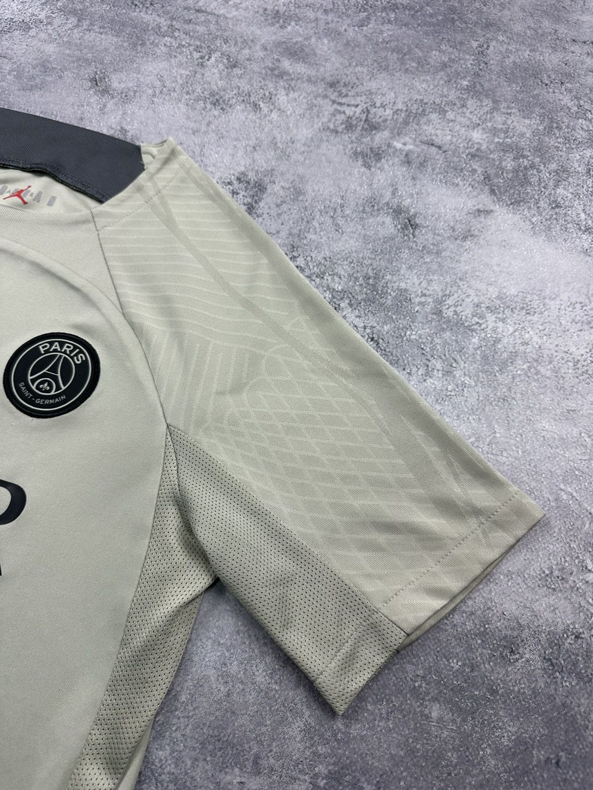 Jordan Brand Nike Jordan PSG 2023/2024 Paris Saint-Germain Soccer Jersey Size US S / EU 44-46 / 1 - 8 Thumbnail