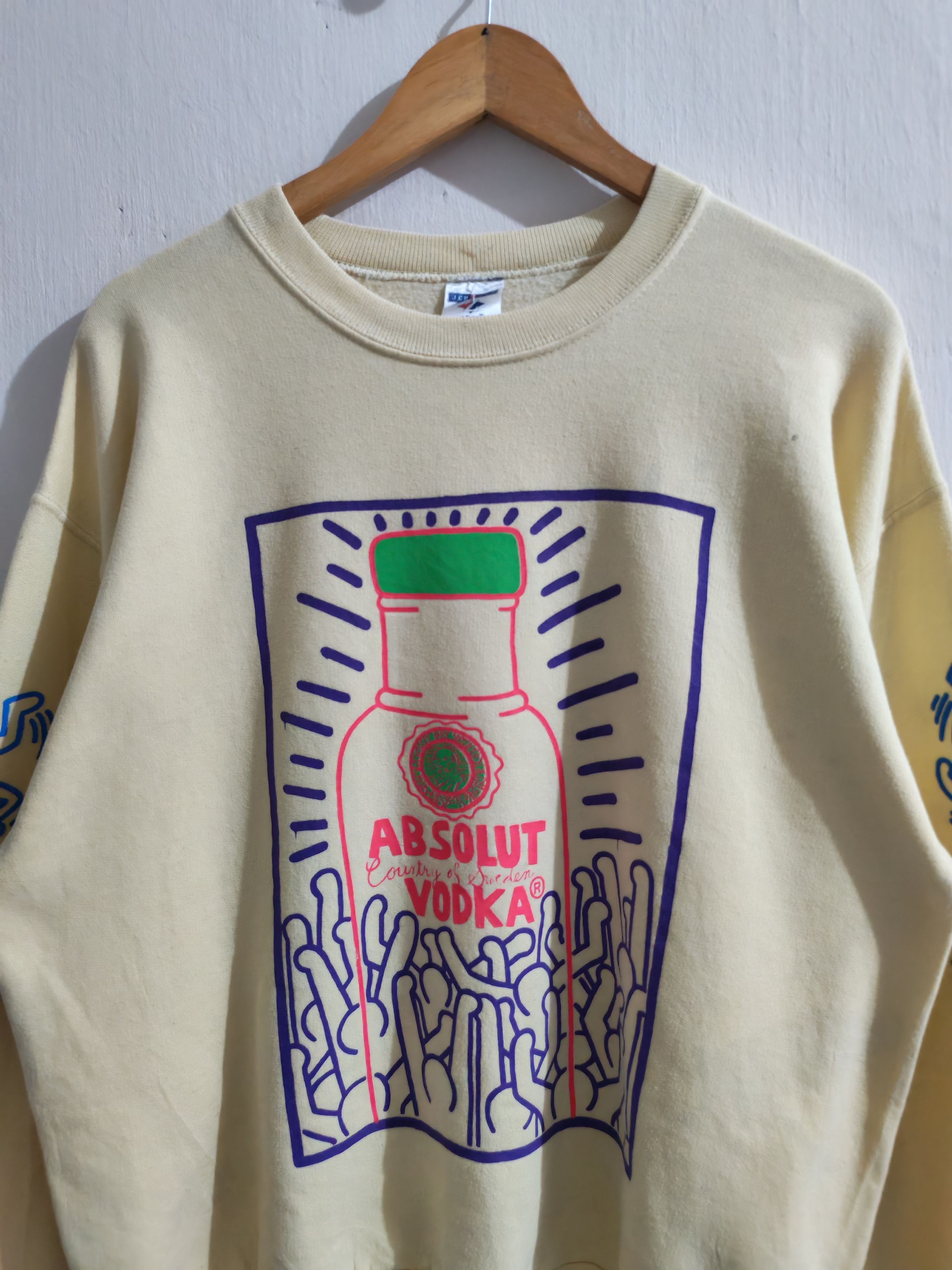 Keith Haring Keith Haring Absolut Vodka Size US L / EU 52-54 / 3 - 2 Thumbnail