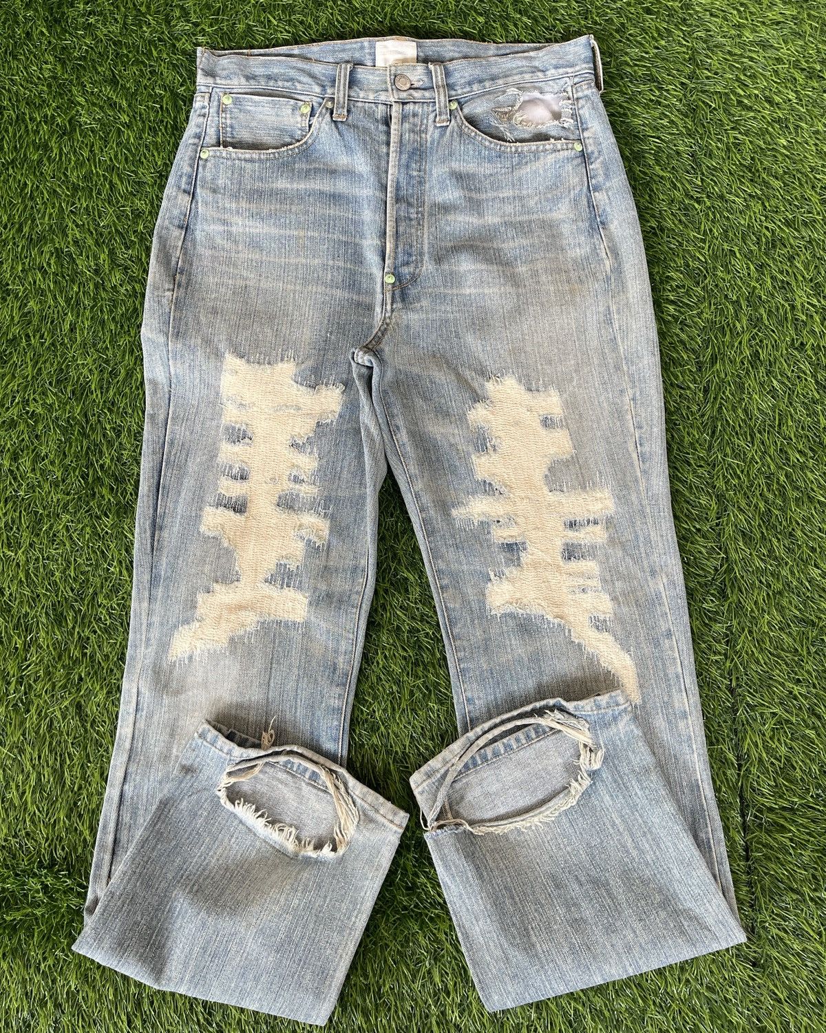 Helmut Lang RARE‼️Vintage TRASHED🔥EXHIBITIONIST🔥Light Blue Wash Denim Size US 32 / EU 48 - 2 Thumbnail
