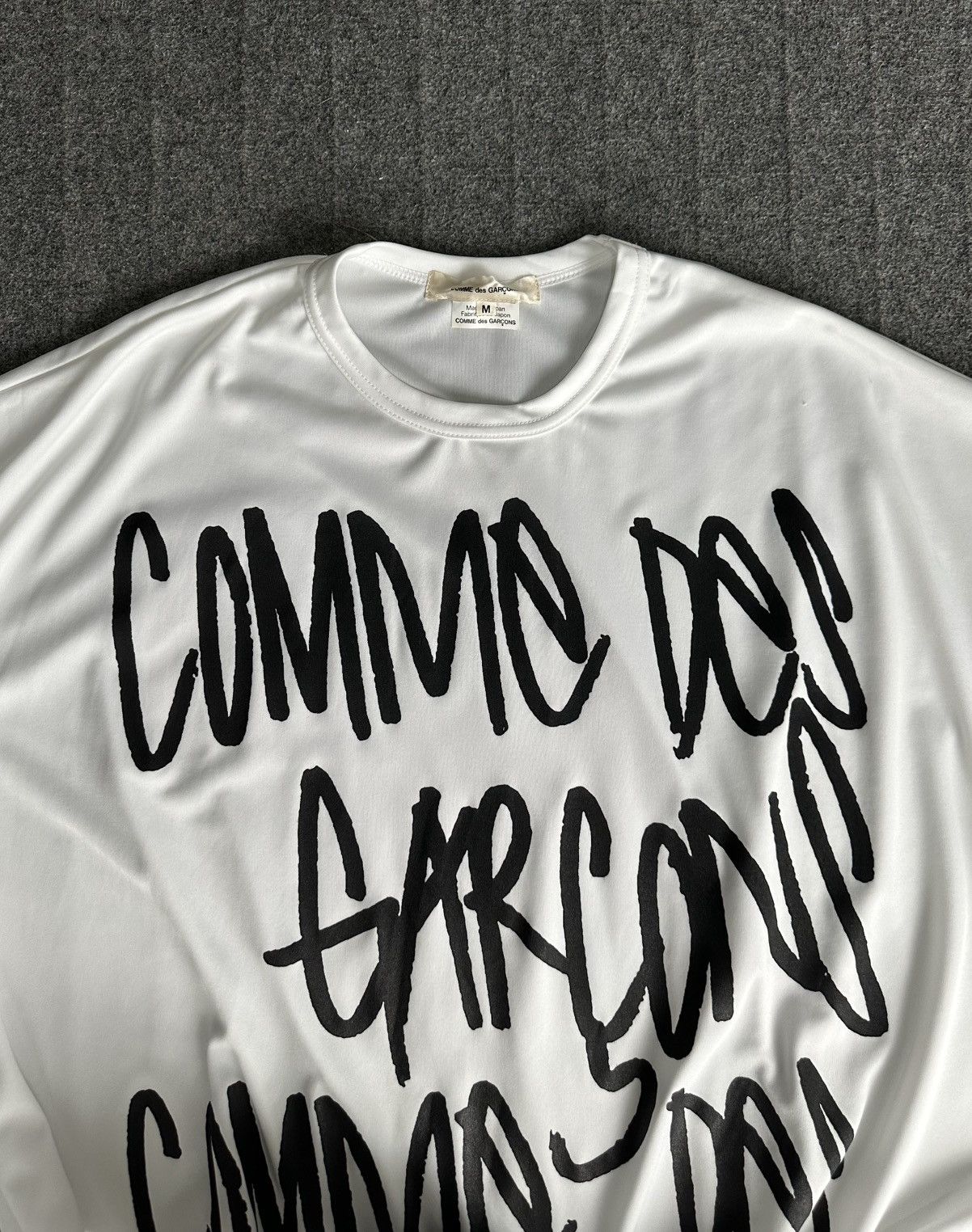Comme des Garcons Comme des Garcons - A/W21 Wrap Graphic Print Crew Neck Shirt Size M / US 6-8 / IT 42-44 - 3 Thumbnail