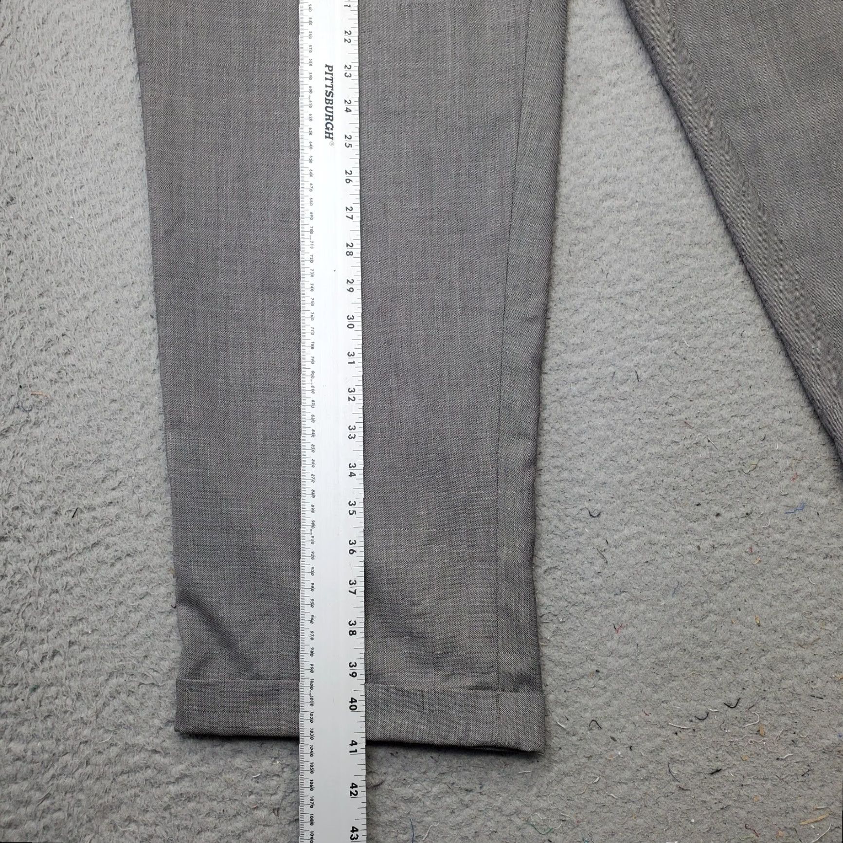 Dockers Dockers Mens Gray Pleated Dress Pant 42x30 Regular Fit Straight Cuffed Size US 42 / EU 58 - 3 Thumbnail