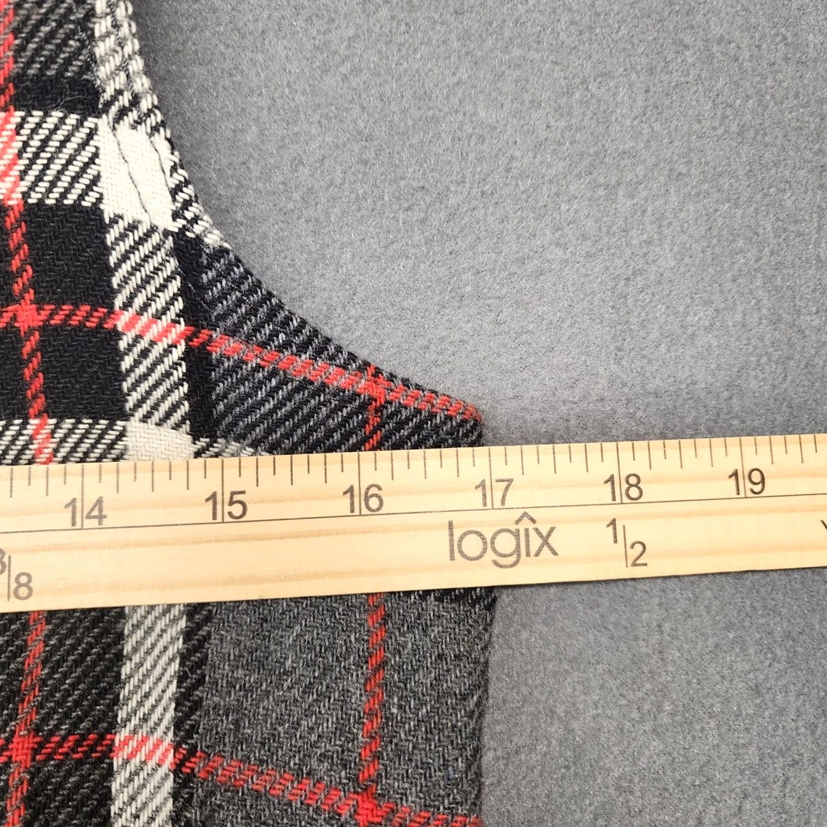 Vintage VINTAGE Sasson Dress Jumper Womens 12/13 Black Red Plaid Wool Made in Hong Kong Dress A-Line Sleeveless Knee Length Button Front Womens Size XL / US 12-14 / IT 48-50 - 4 Thumbnail