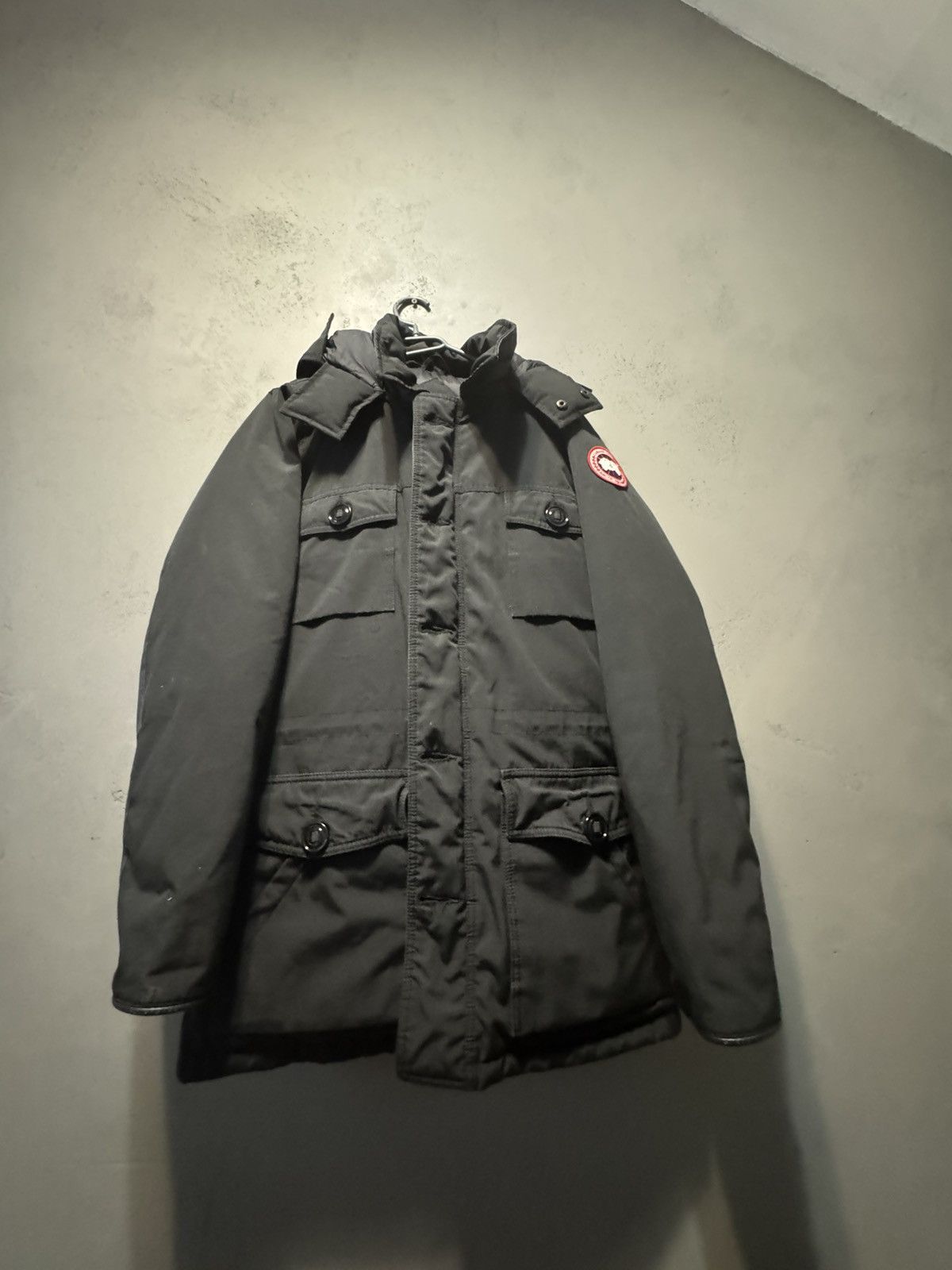 Canada Goose Canada goose banff black parka size S Size US S / EU 44-46 / 1 - 2 Thumbnail