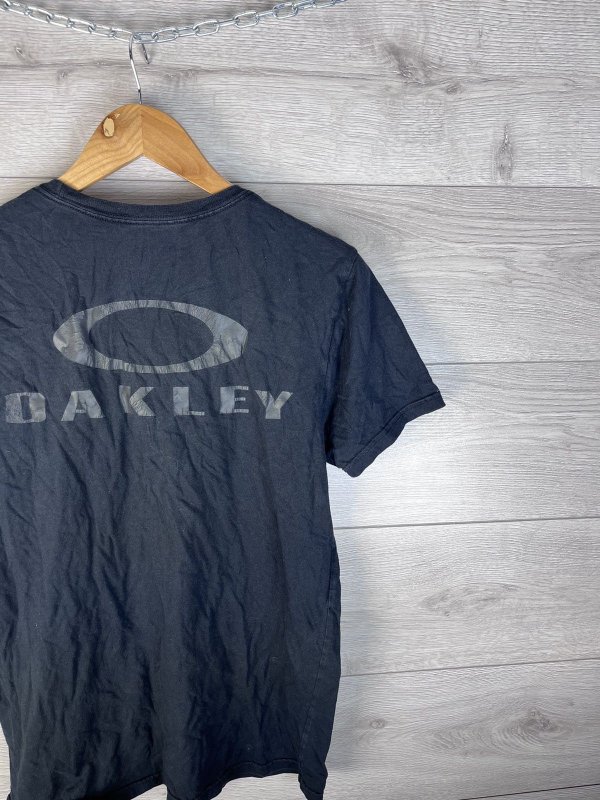 Oakley Mens T-shirt Oakley size M Size US M / EU 48-50 / 2 - 10 Thumbnail