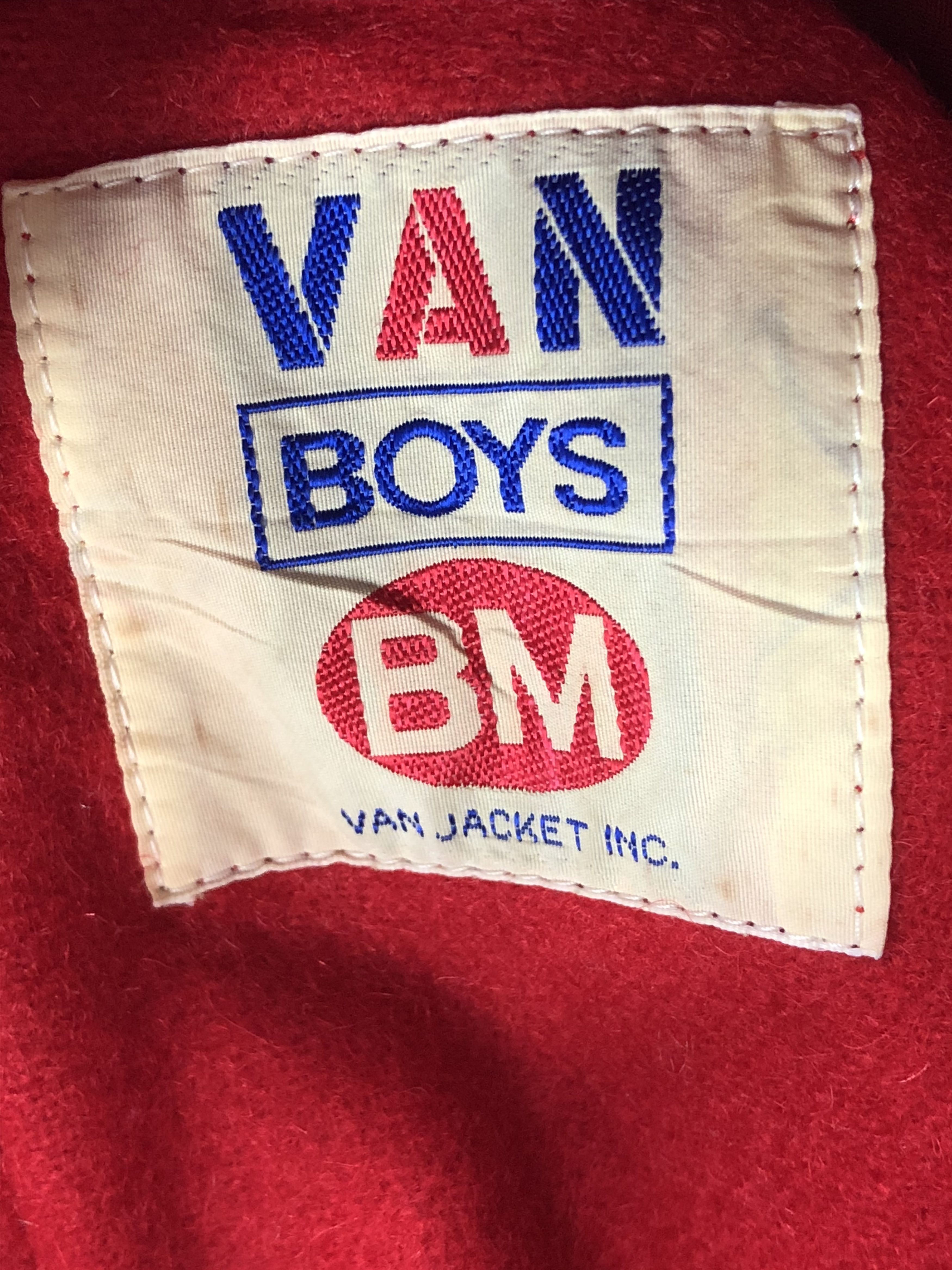 Vintage Vintage 90s Van Boys Wool Varsity Jacket Red Colour V0390 Size US M / EU 48-50 / 2 - 6 Thumbnail