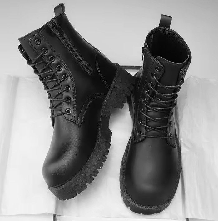Japanese Brand Casual PU Leather Boot Size US 8 / EU 41 - 2 Thumbnail