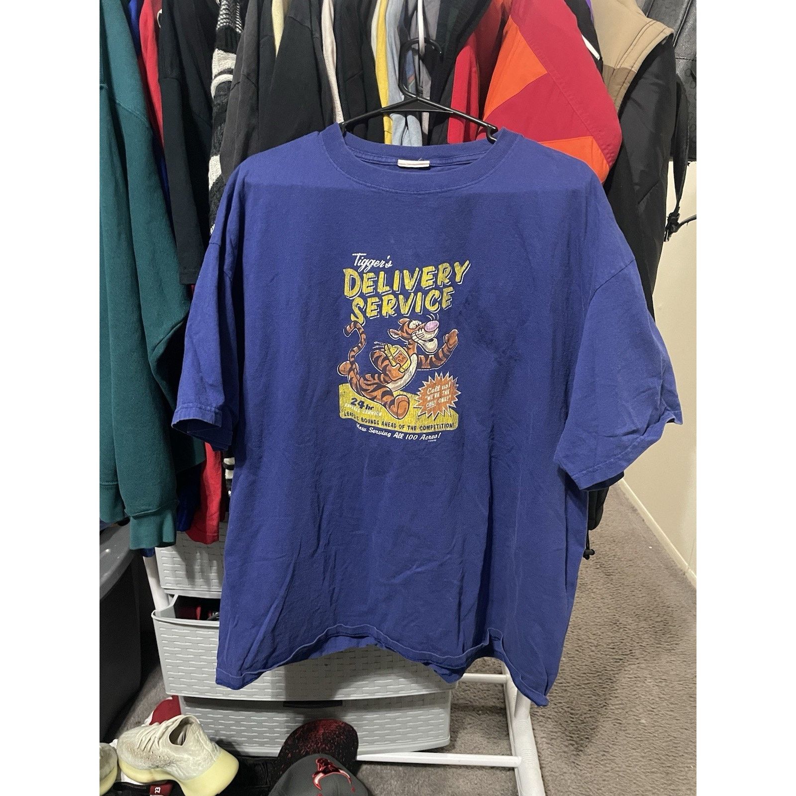 Disney Size XL-VTG Tiggers Delivery Service Graphic Tshirt Blue Size US XL / EU 56 / 4 - 1 Thumbnail