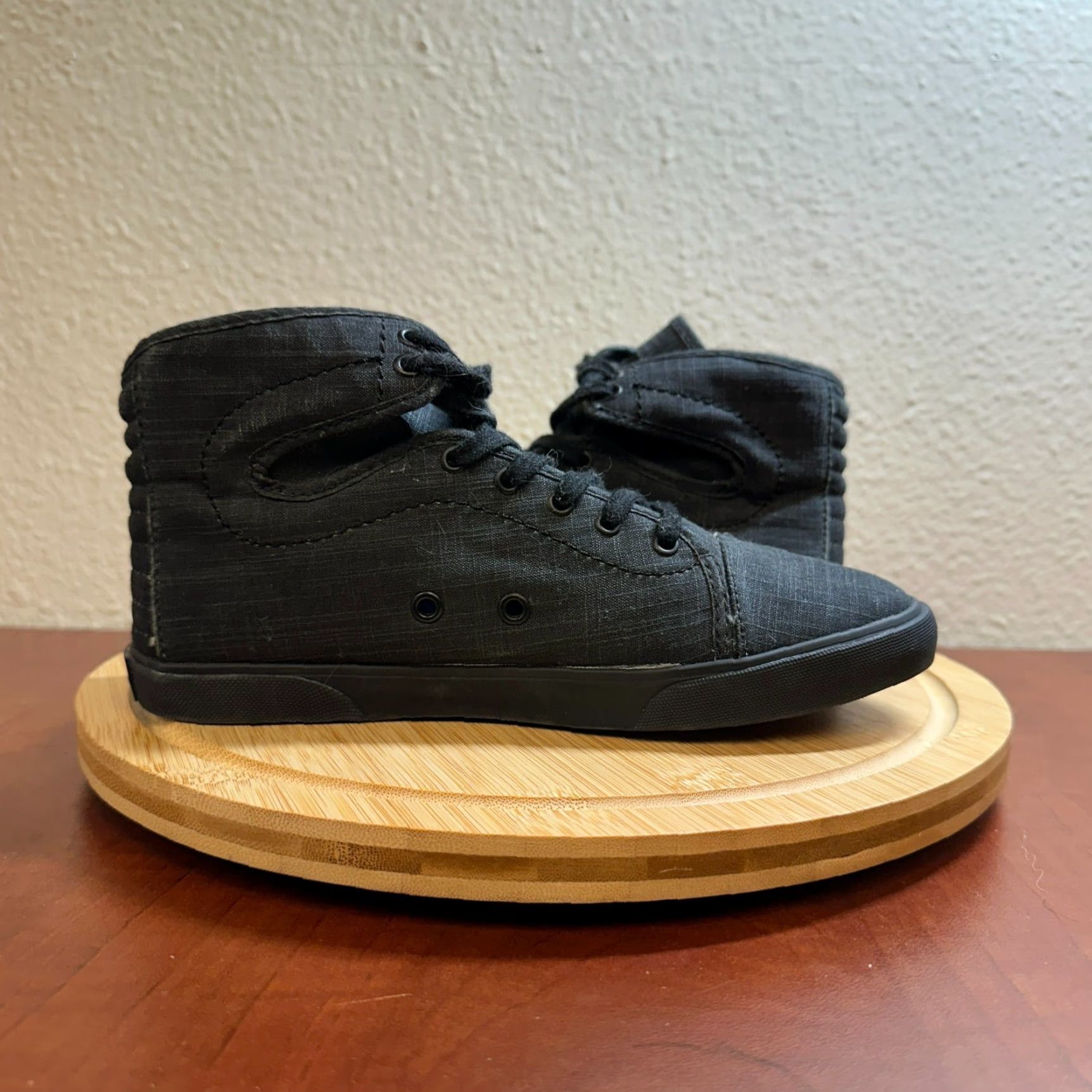 Vans Vans Womens 5 Black Canvas Sneaker Hadley Off The Wall Hi Top Skater Shoes Size XS / US 0-2 / IT 36-38 - 7 Thumbnail